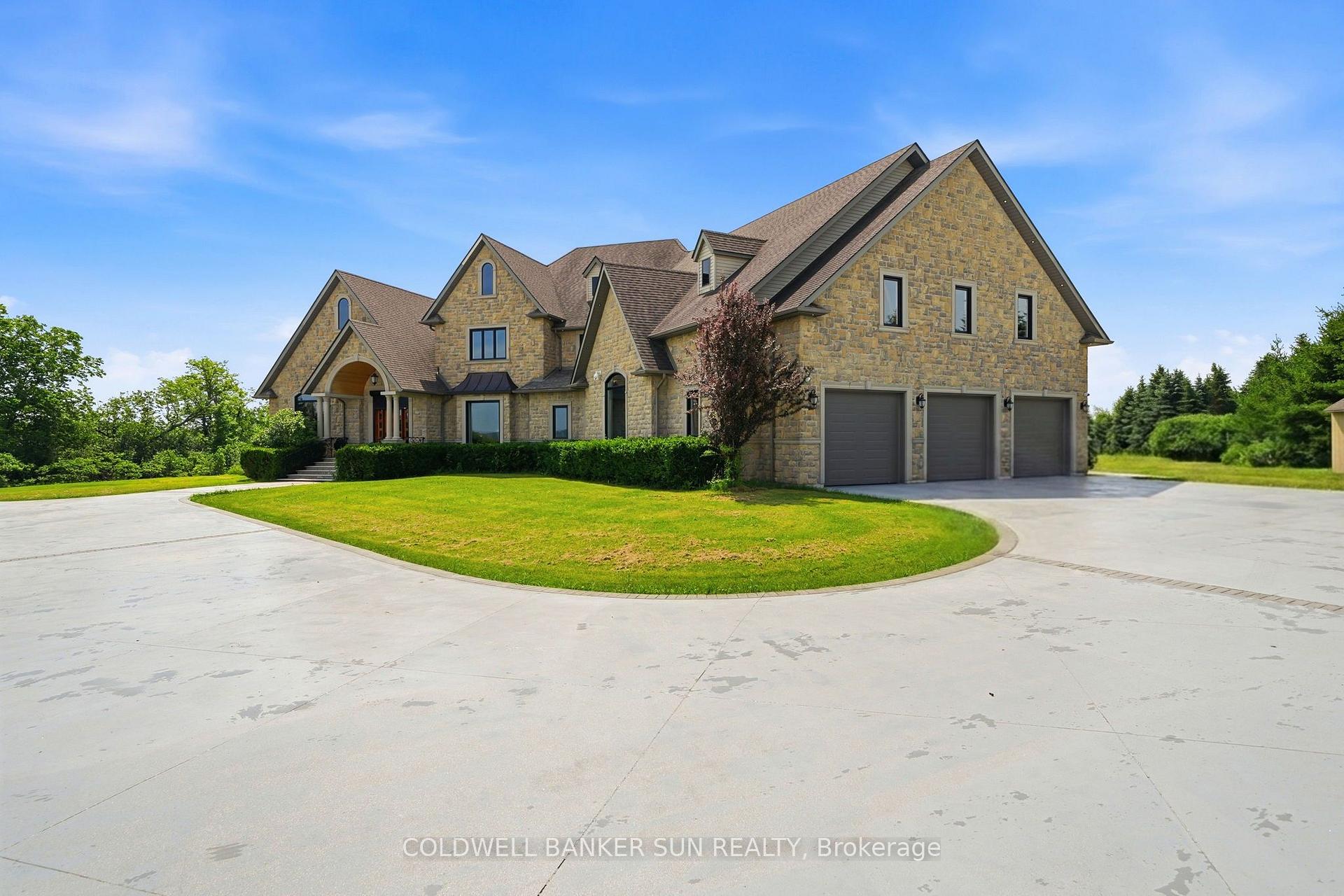 Photo 5 of 761 Foster Drive, Uxbridge, Rural Uxbridge — HOMEH