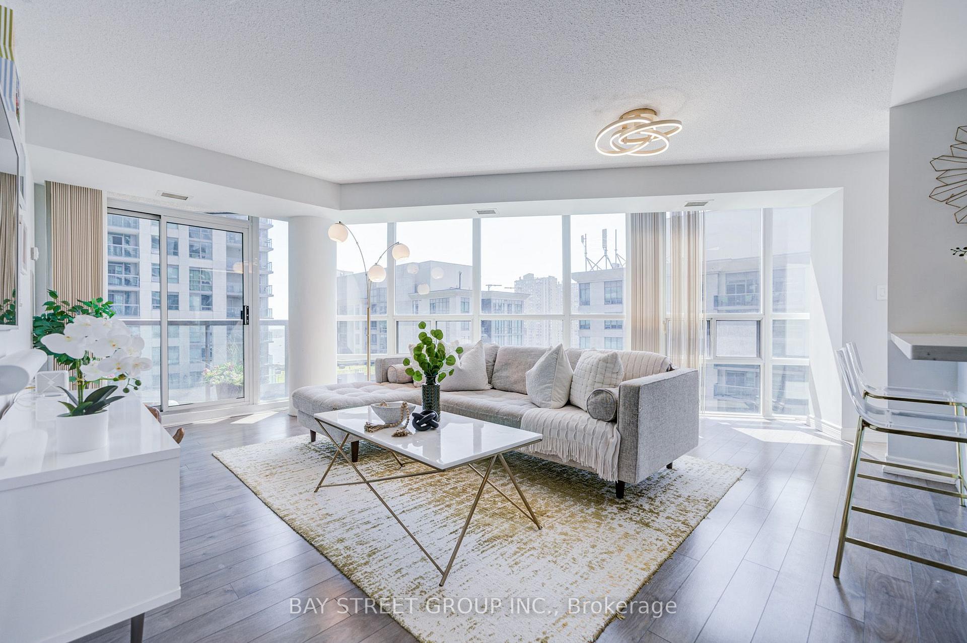 Photo 1 of Unit 1811, 30 Grand Trunk Crescent, Toronto, Waterfront Communities — HOMEH