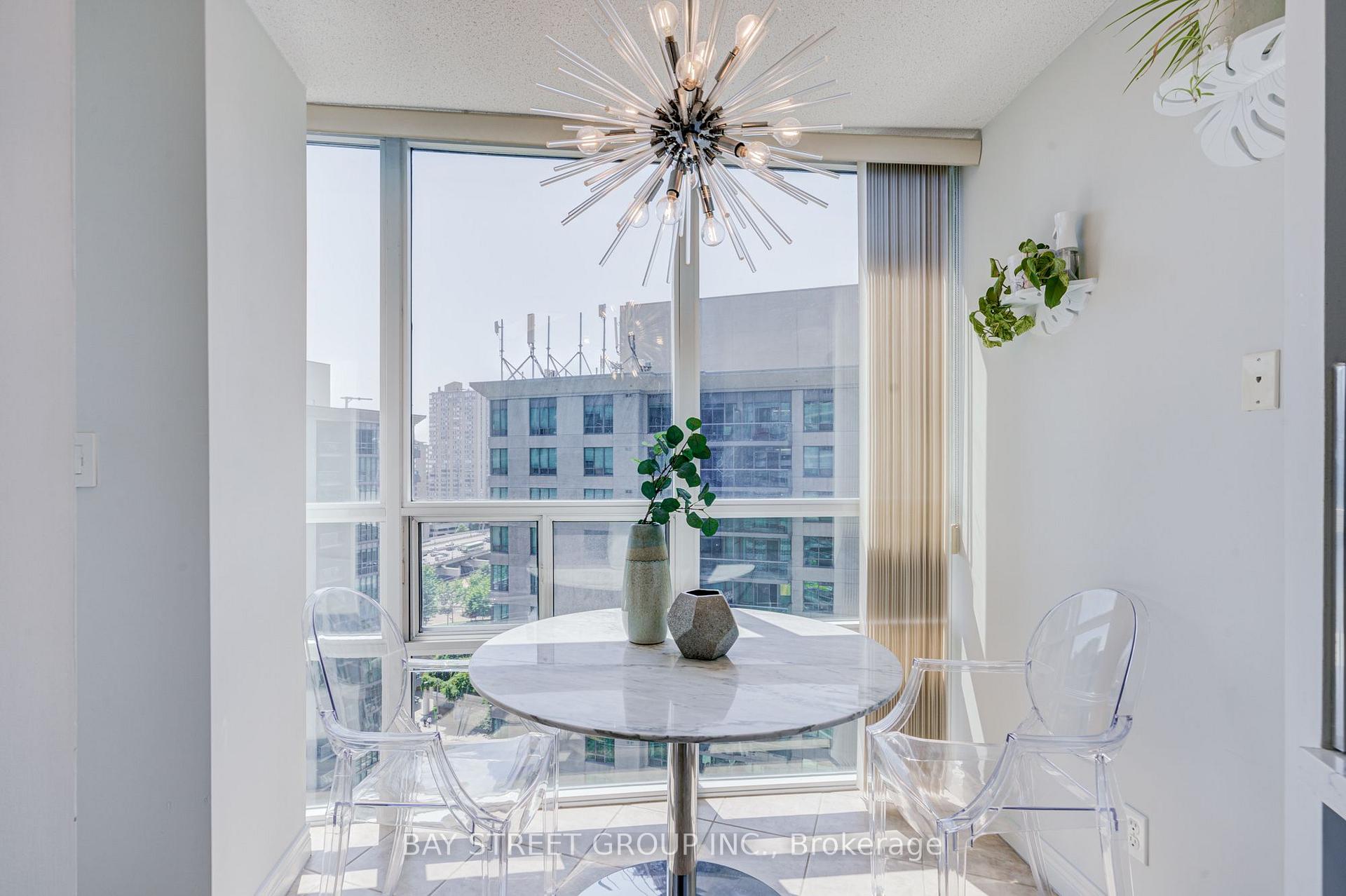 Photo 9 of Unit 1811, 30 Grand Trunk Crescent, Toronto, Waterfront Communities — HOMEH