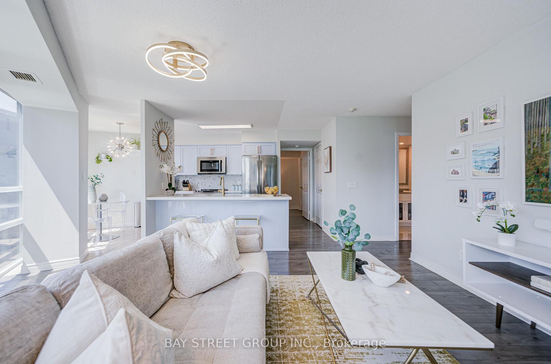 Photo 16 of Unit 1811, 30 Grand Trunk Crescent, Toronto, Waterfront Communities — HOMEH