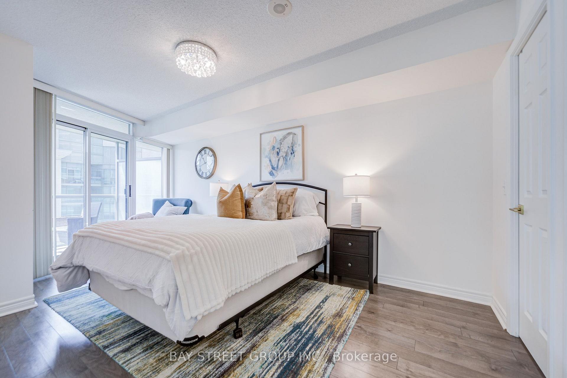 Photo 17 of Unit 1811, 30 Grand Trunk Crescent, Toronto, Waterfront Communities — HOMEH