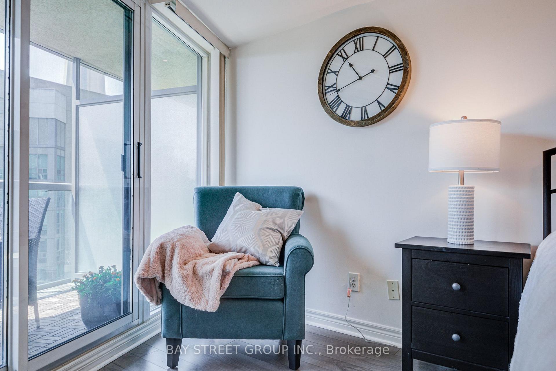 Photo 20 of Unit 1811, 30 Grand Trunk Crescent, Toronto, Waterfront Communities — HOMEH