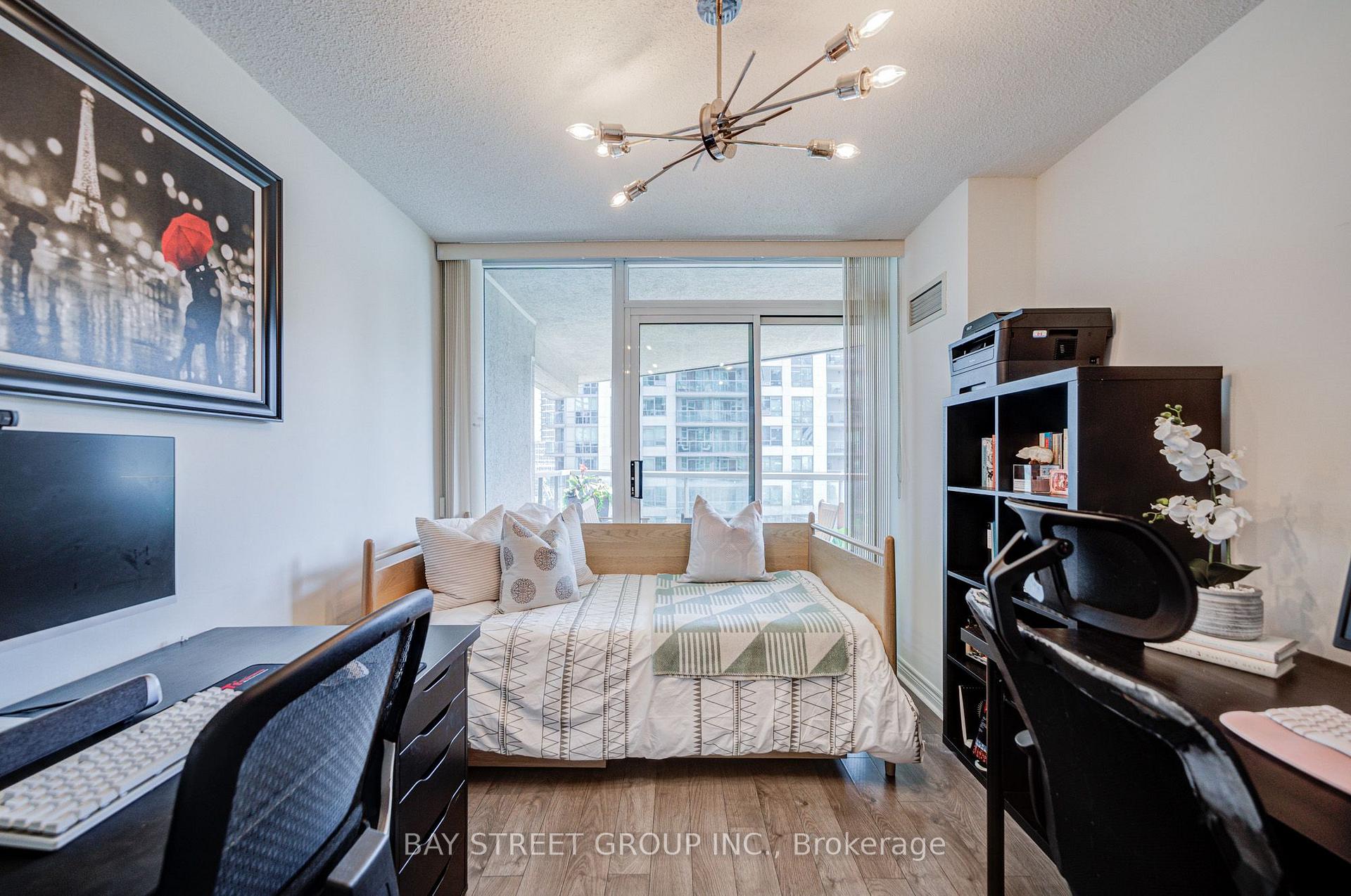Photo 26 of Unit 1811, 30 Grand Trunk Crescent, Toronto, Waterfront Communities — HOMEH