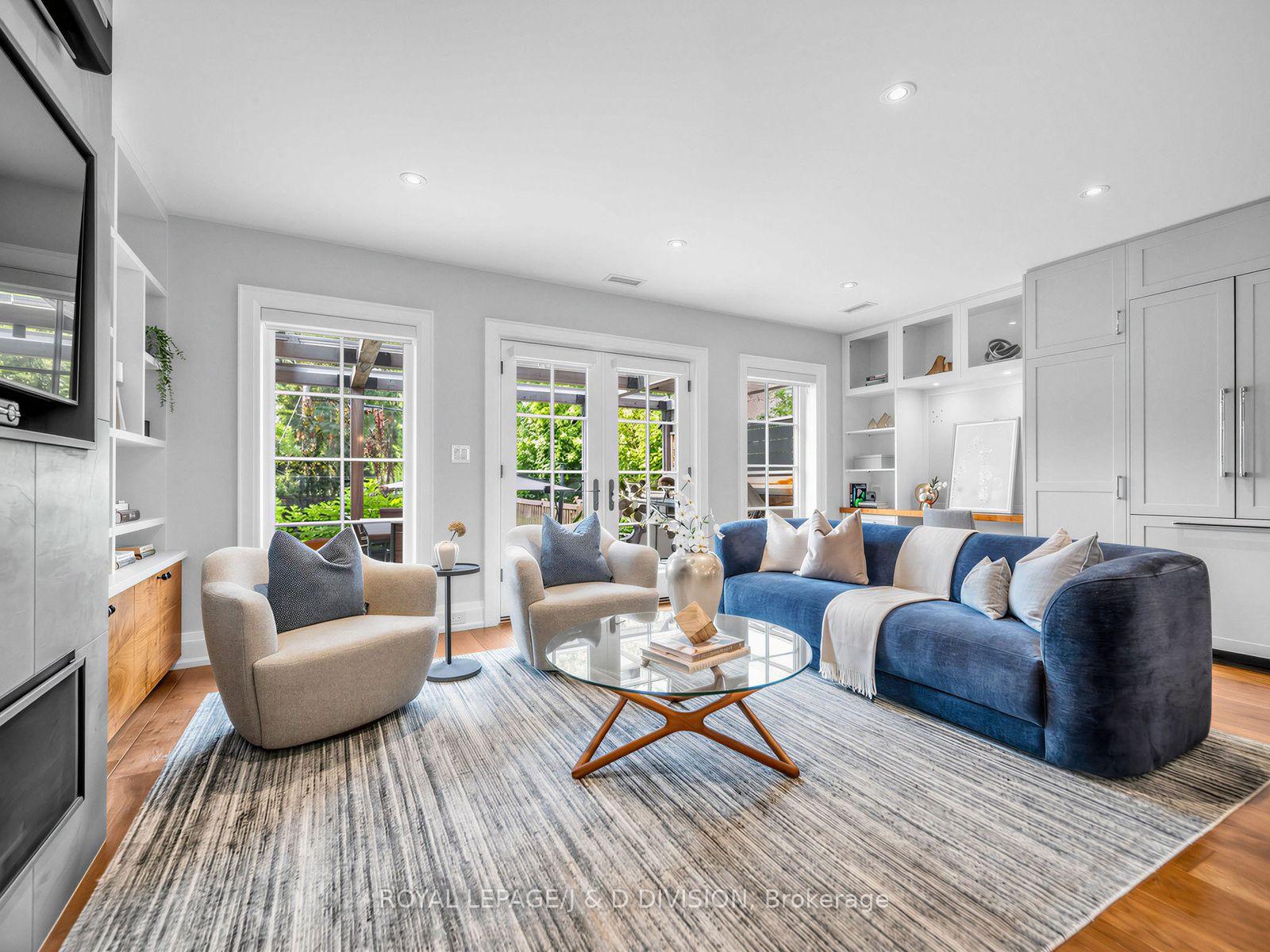 Photo 10 of 146 Glenvale Boulevard, Toronto, Leaside — HOMEH
