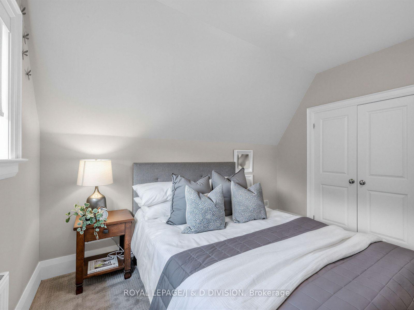 Photo 23 of 146 Glenvale Boulevard, Toronto, Leaside — HOMEH