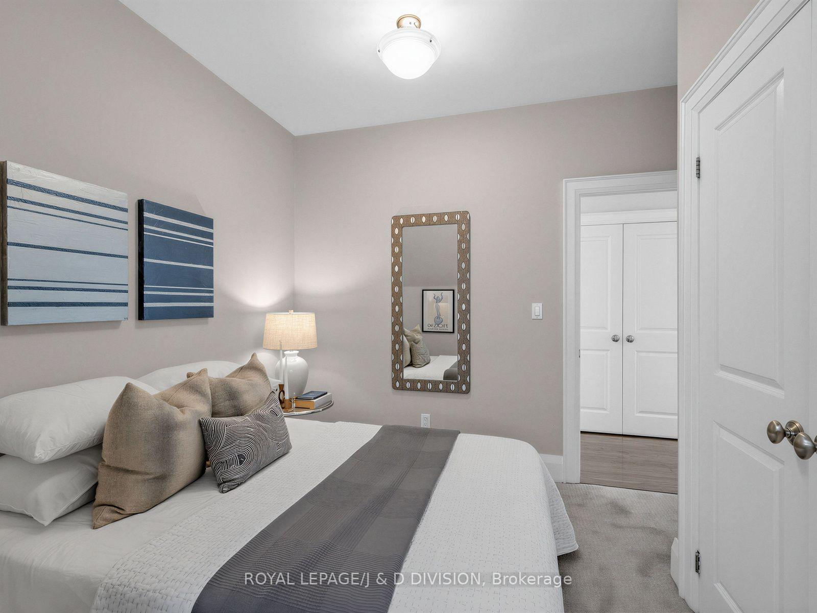 Photo 24 of 146 Glenvale Boulevard, Toronto, Leaside — HOMEH