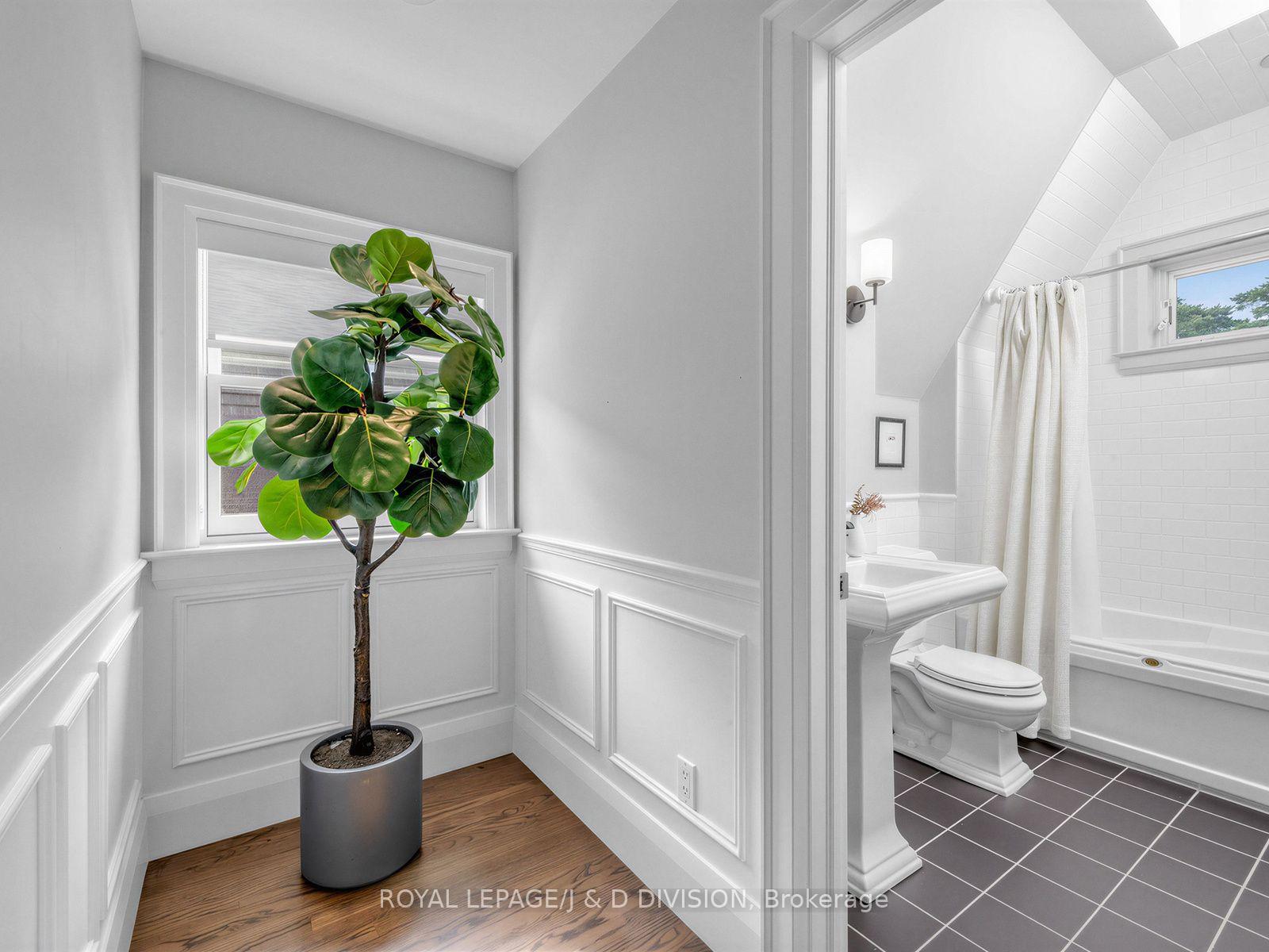 Photo 27 of 146 Glenvale Boulevard, Toronto, Leaside — HOMEH
