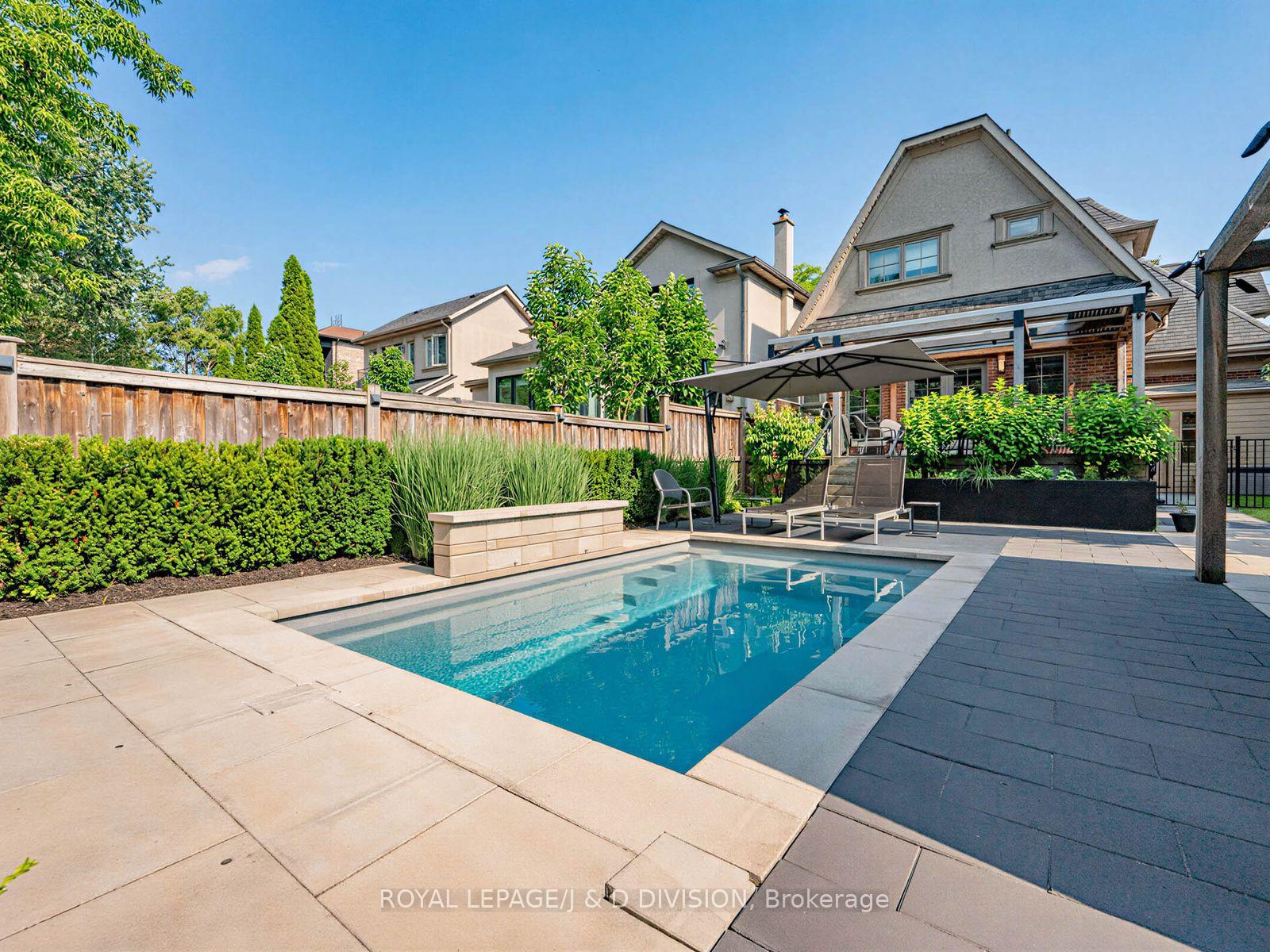 Photo 37 of 146 Glenvale Boulevard, Toronto, Leaside — HOMEH