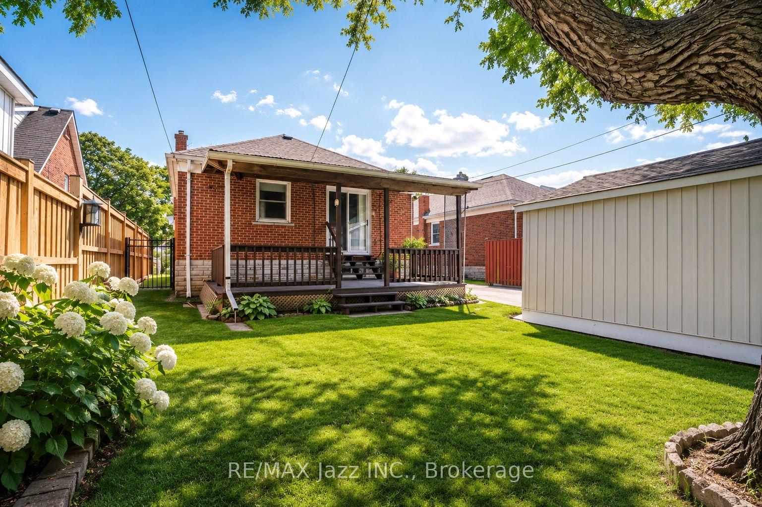 Photo 10 of 132 Highland Avenue, Oshawa, Central — HOMEH