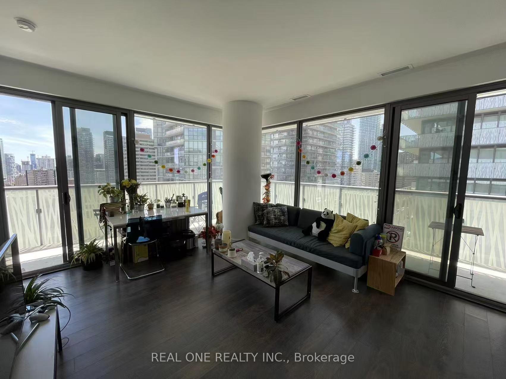 Photo 9 of Unit 1505, 50 Charles Street E, Toronto, Church-Yonge Corridor — HOMEH