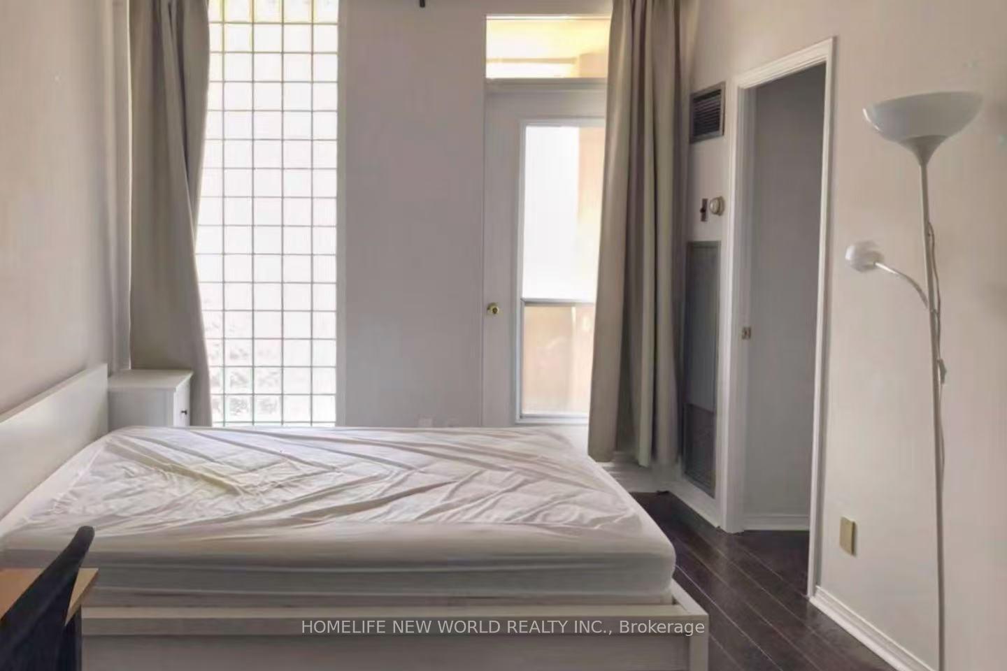 Photo 6 of Unit 513, 555 Yonge Street, Toronto, Church-Yonge Corridor — HOMEH