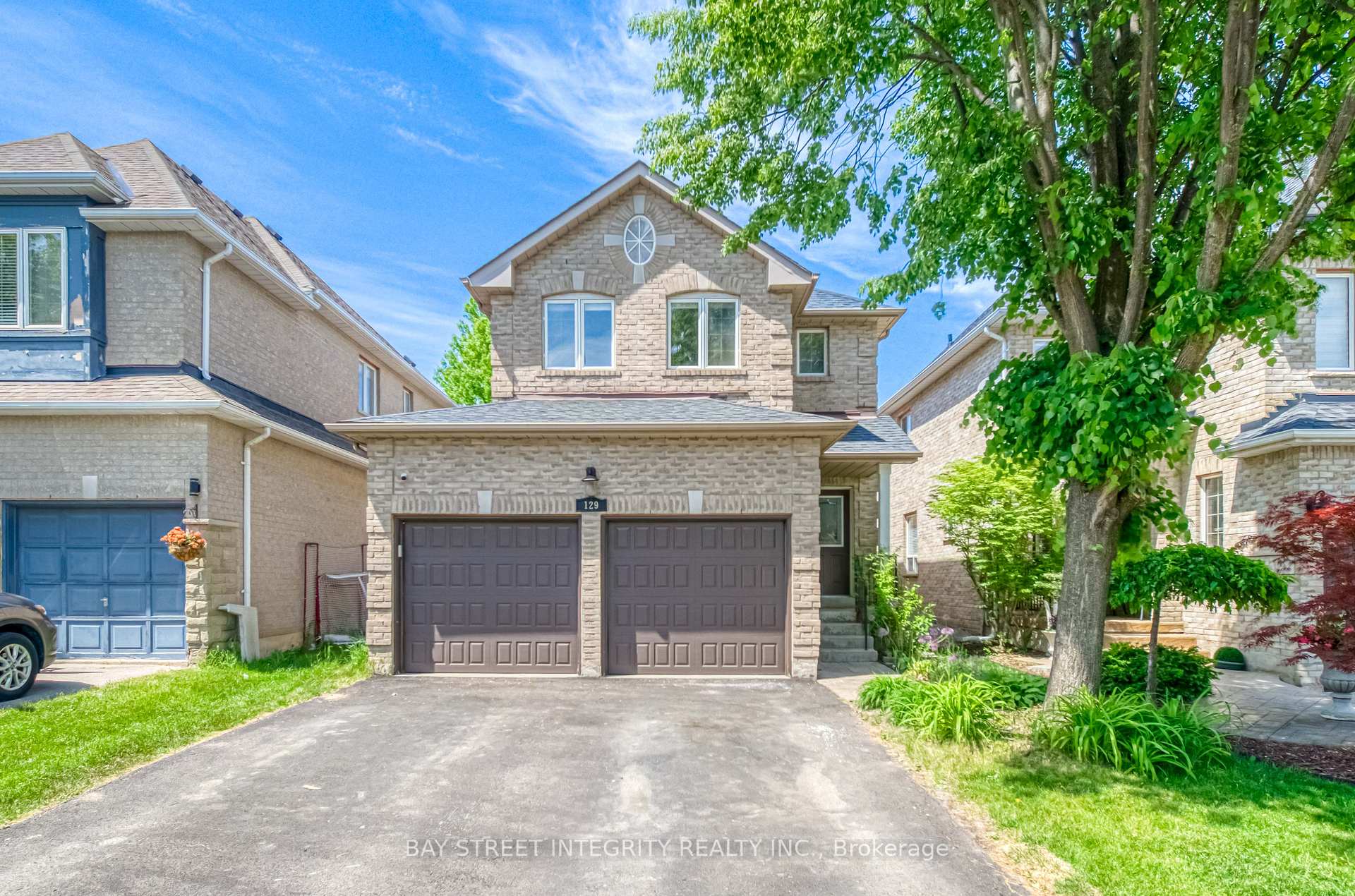 Photo 1 of 129 Fadine Road, Newmarket, Summerhill Estates — HOMEH
