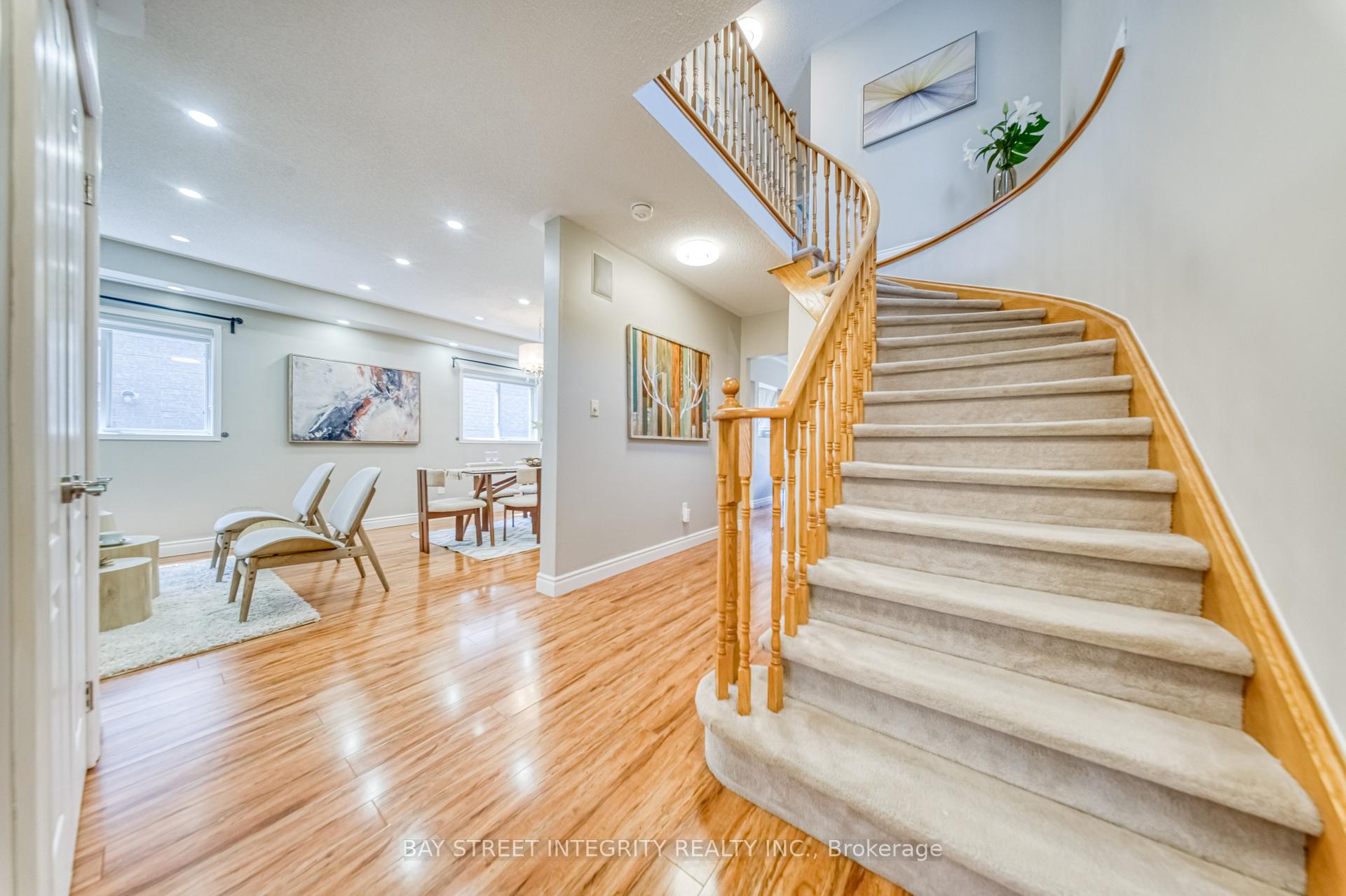 Photo 4 of 129 Fadine Road, Newmarket, Summerhill Estates — HOMEH