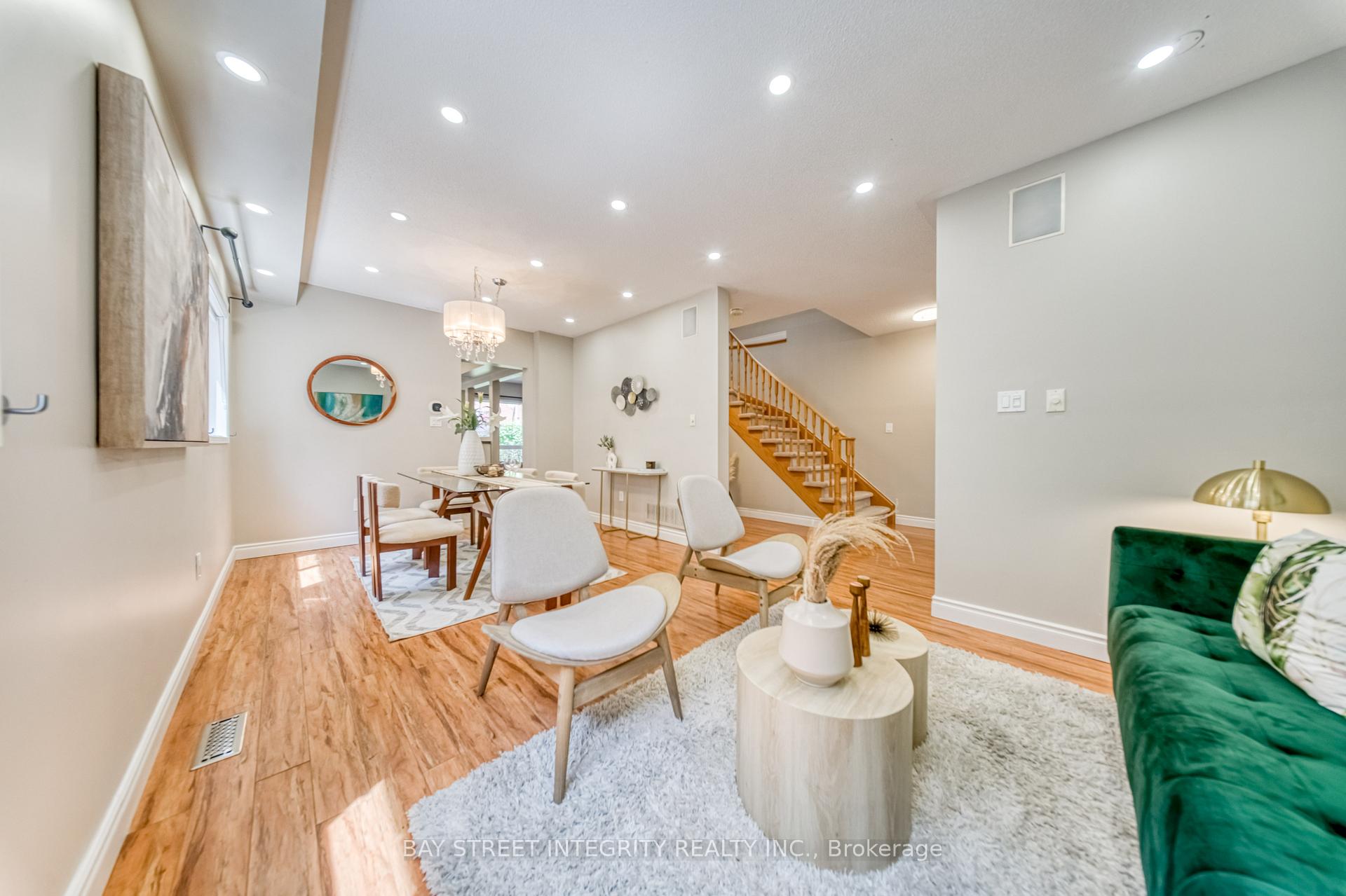 Photo 6 of 129 Fadine Road, Newmarket, Summerhill Estates — HOMEH