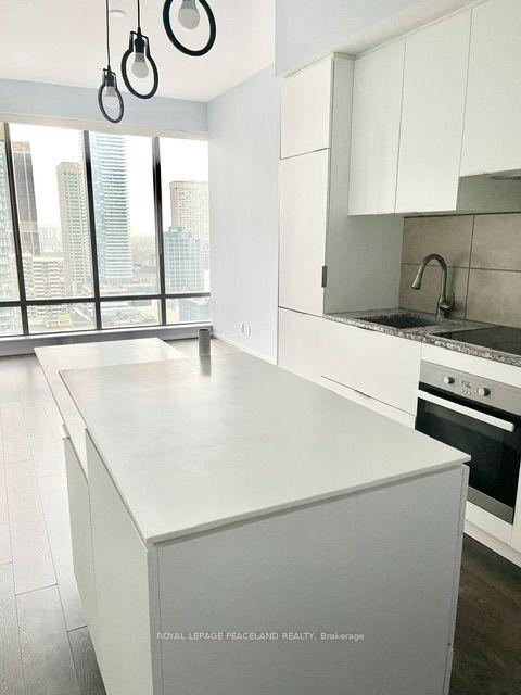 Photo 11 of Unit 2409, 5 St Joseph Street, Toronto, Bay Street Corridor — HOMEH