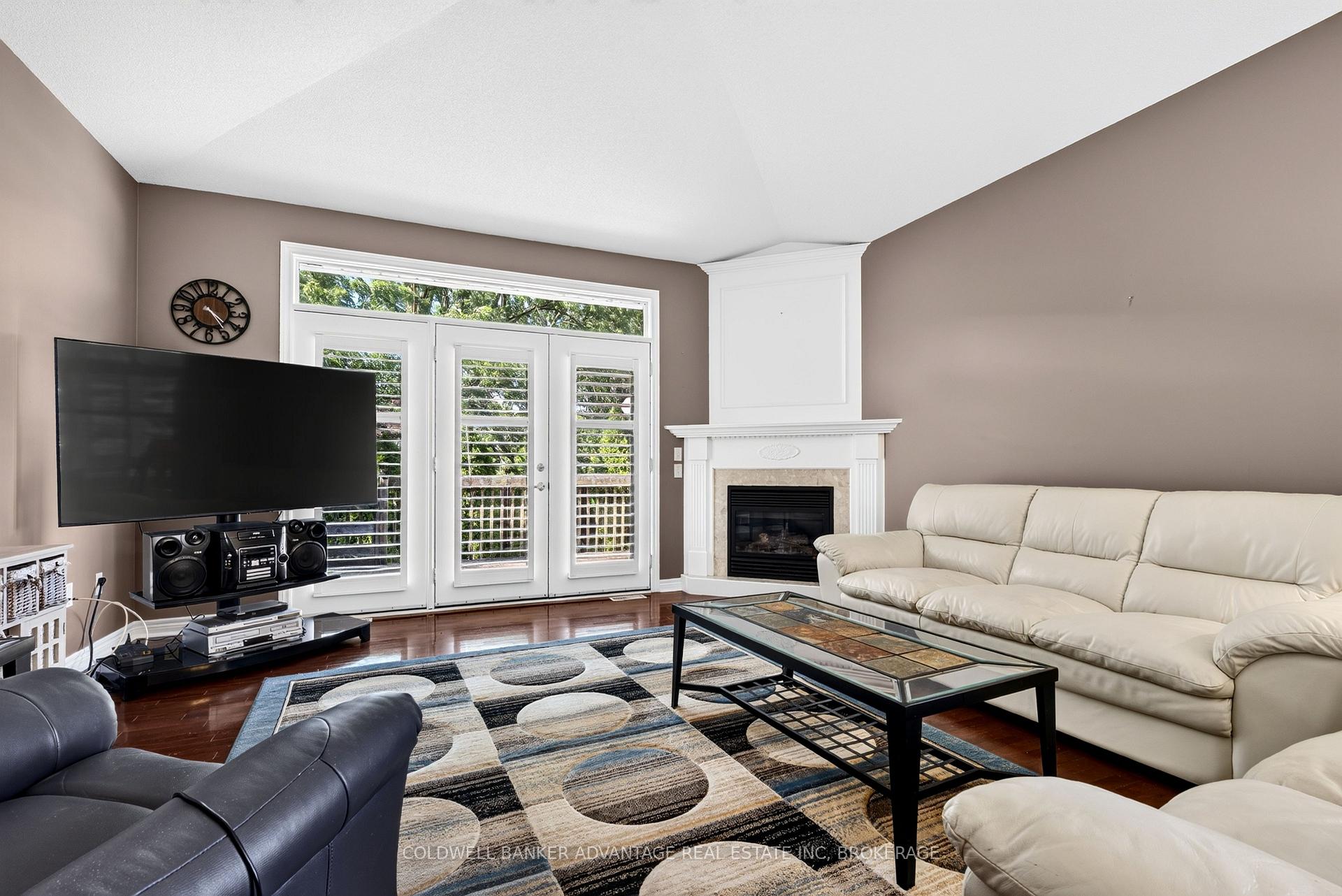 Photo 7 of Unit 1, 5595 Drummond Road, Niagara Falls, Hospital — HOMEH