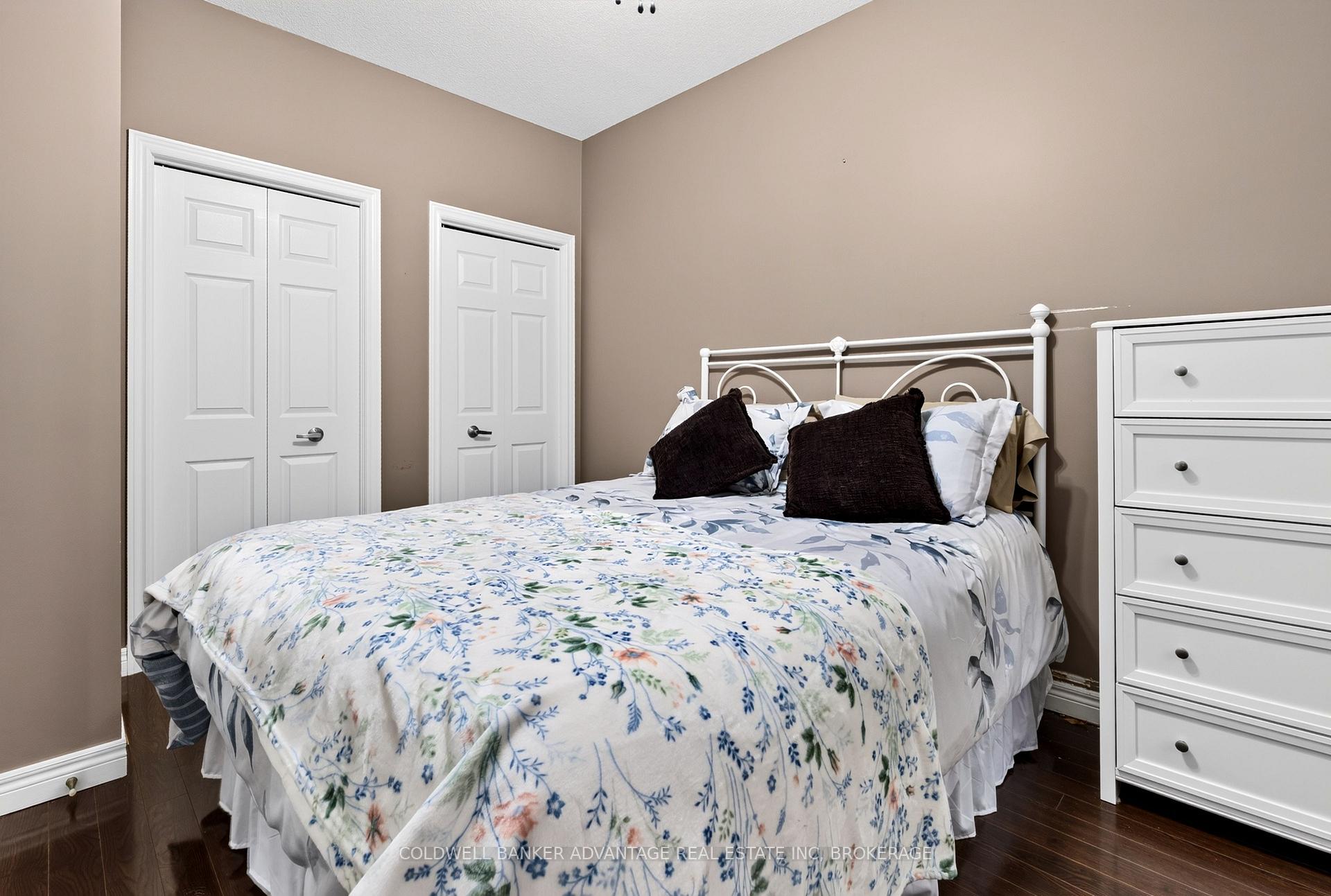 Photo 13 of Unit 1, 5595 Drummond Road, Niagara Falls, Hospital — HOMEH