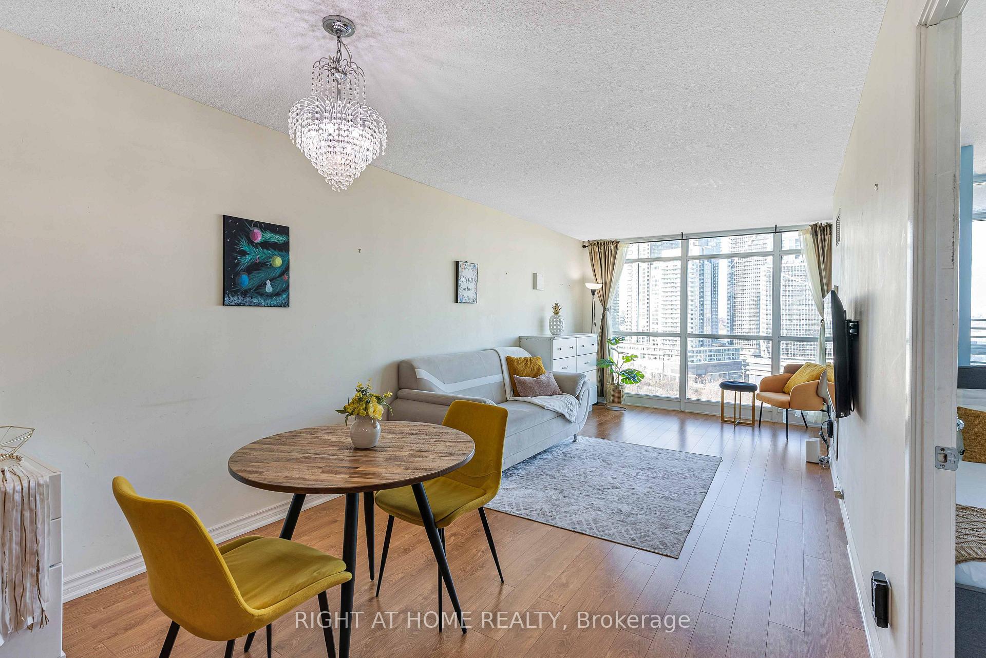 Photo 29 of Unit 1807, 231 Fort York Boulevard, Toronto, Waterfront Communities — HOMEH