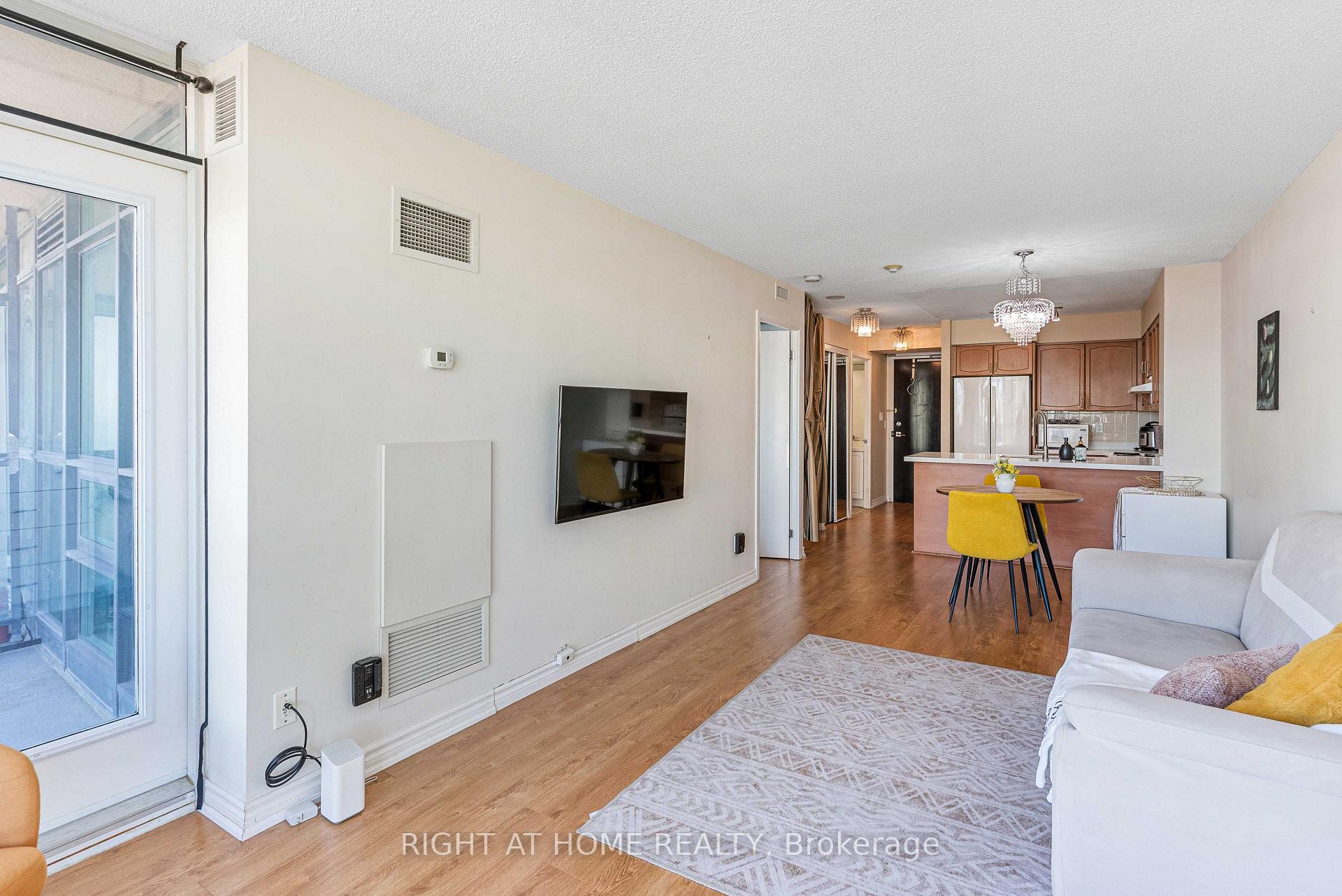 Photo 31 of Unit 1807, 231 Fort York Boulevard, Toronto, Waterfront Communities — HOMEH
