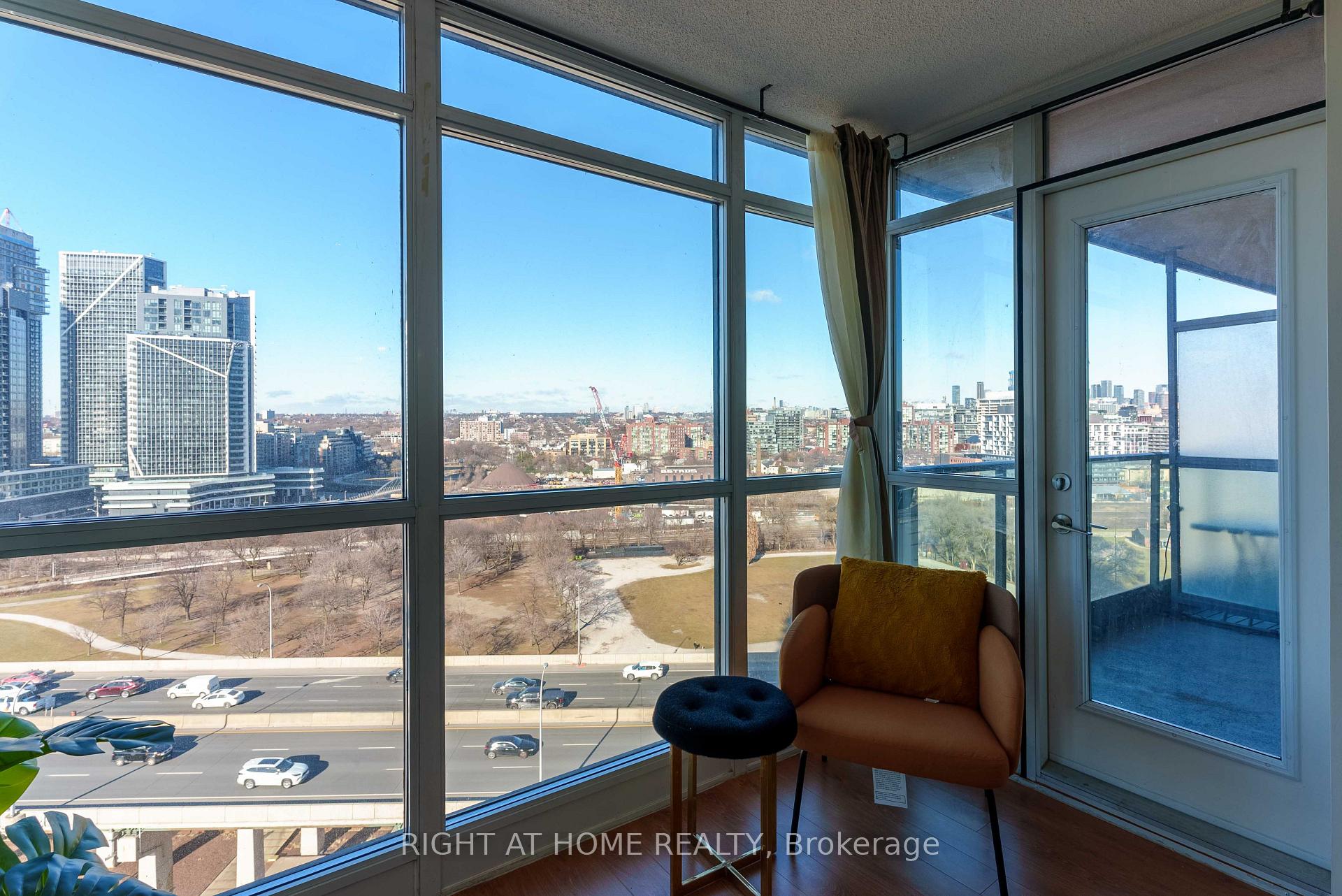 Photo 32 of Unit 1807, 231 Fort York Boulevard, Toronto, Waterfront Communities — HOMEH