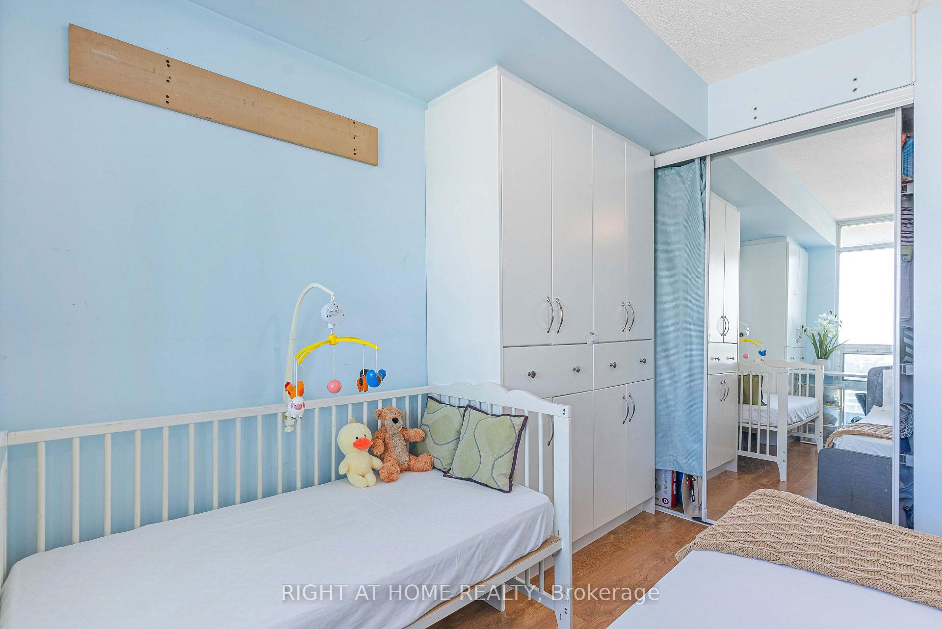 Photo 33 of Unit 1807, 231 Fort York Boulevard, Toronto, Waterfront Communities — HOMEH