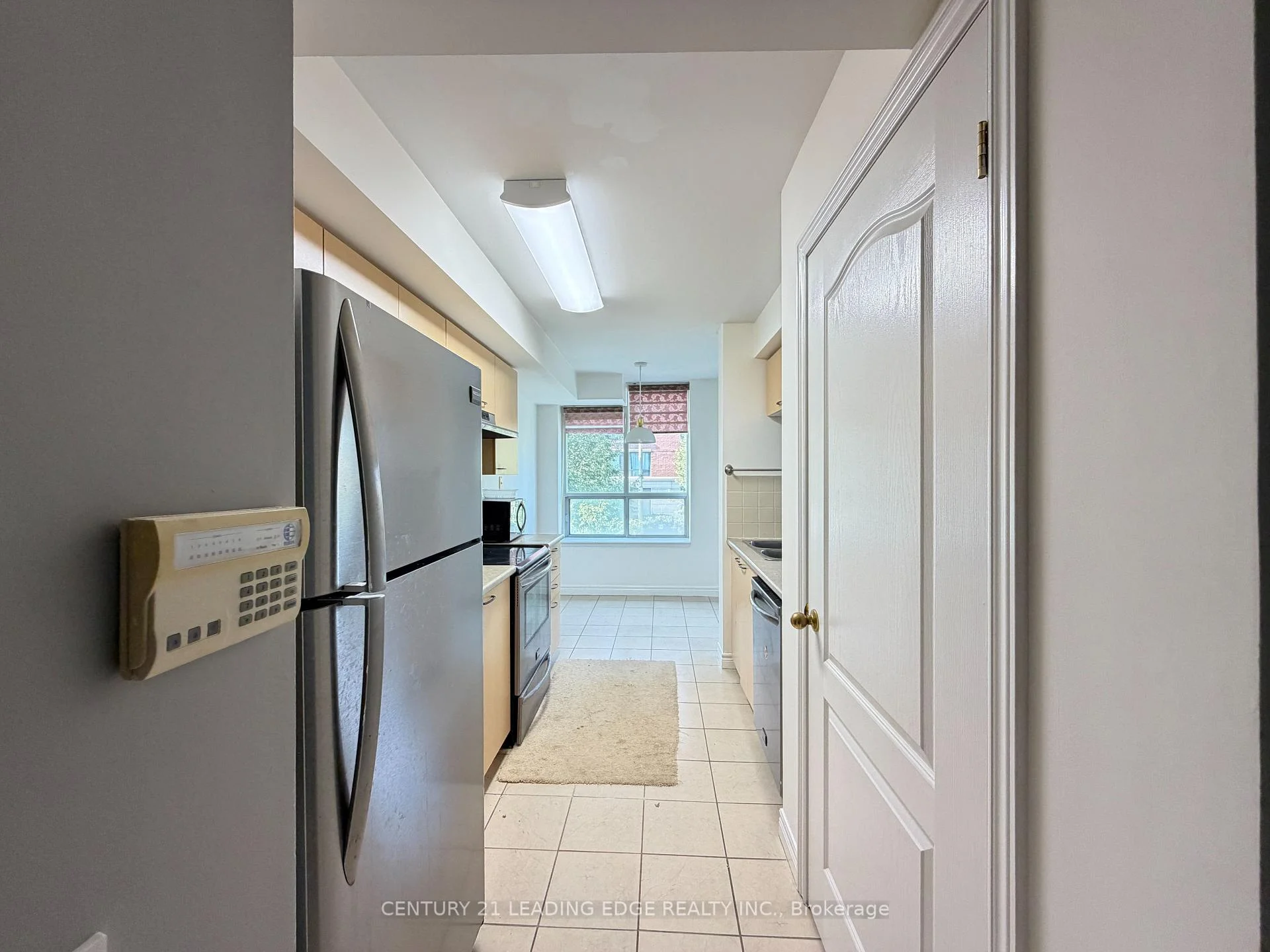 Photo 9 of Unit 210, 25 Times Avenue, Markham, Commerce Valley — HOMEH