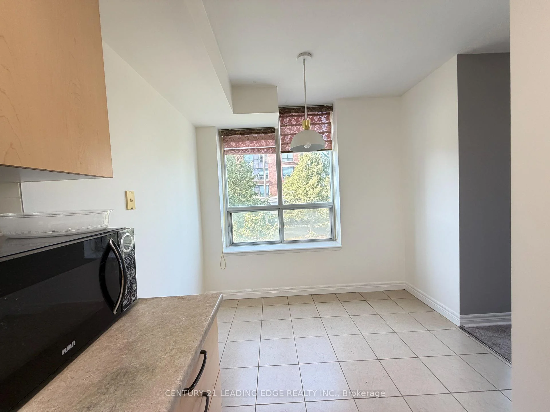 Photo 10 of Unit 210, 25 Times Avenue, Markham, Commerce Valley — HOMEH
