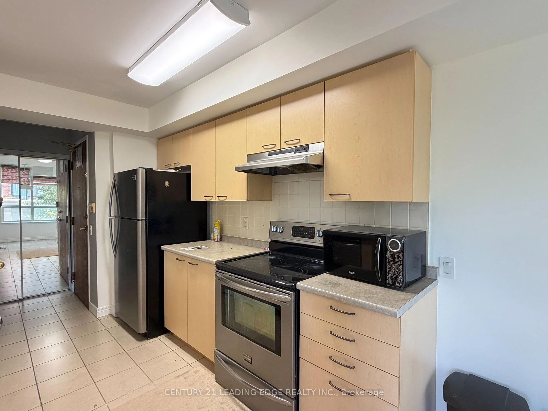 Photo 12 of Unit 210, 25 Times Avenue, Markham, Commerce Valley — HOMEH