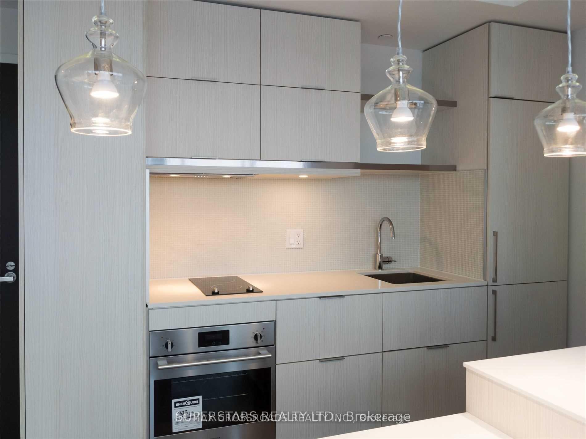 Photo 4 of Unit 5413, 197 Yonge Street, Toronto, Church-Yonge Corridor — HOMEH