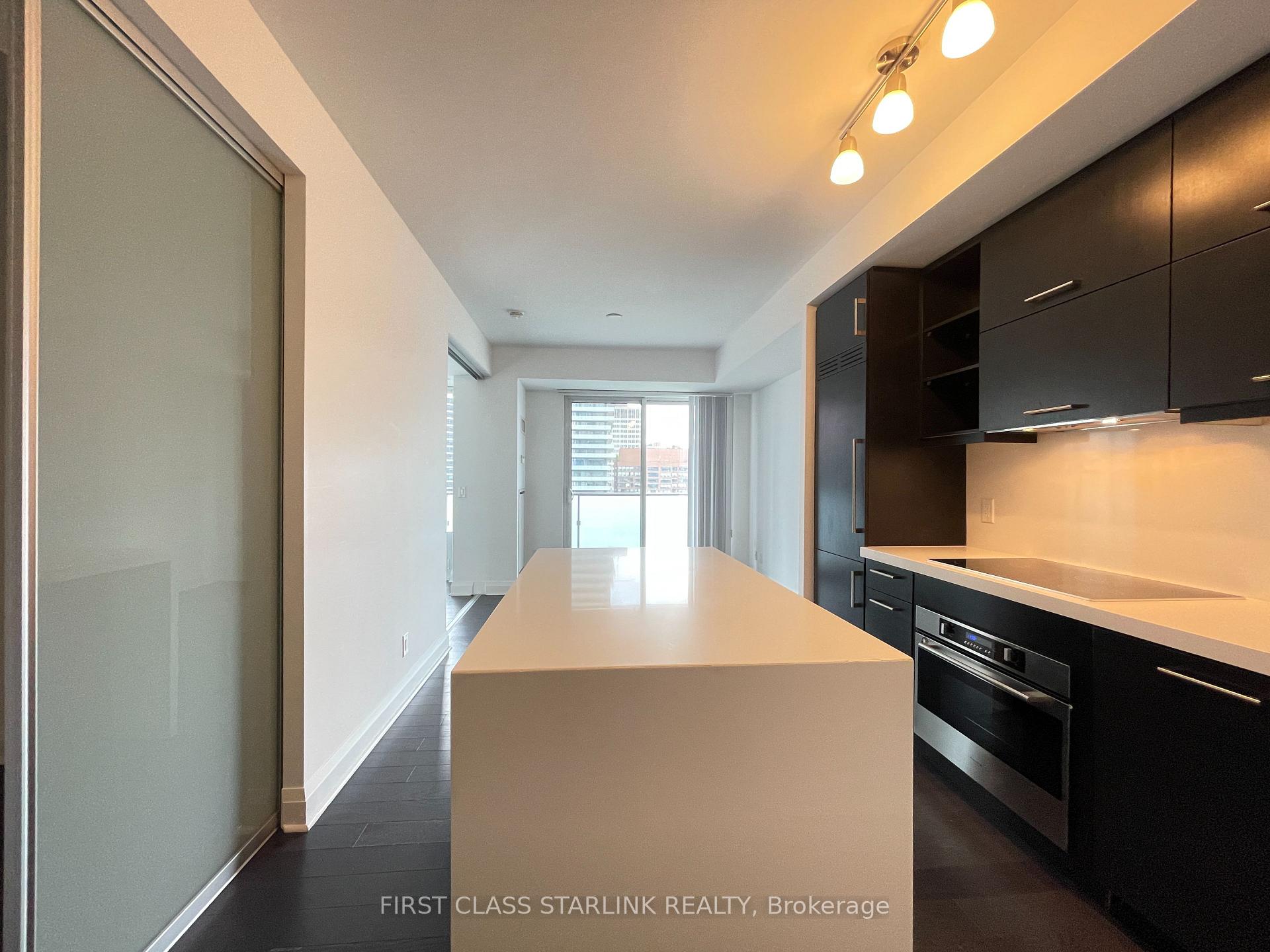 Photo 3 of Unit 1203, 1080 Bay Street, Toronto, Bay Street Corridor — HOMEH