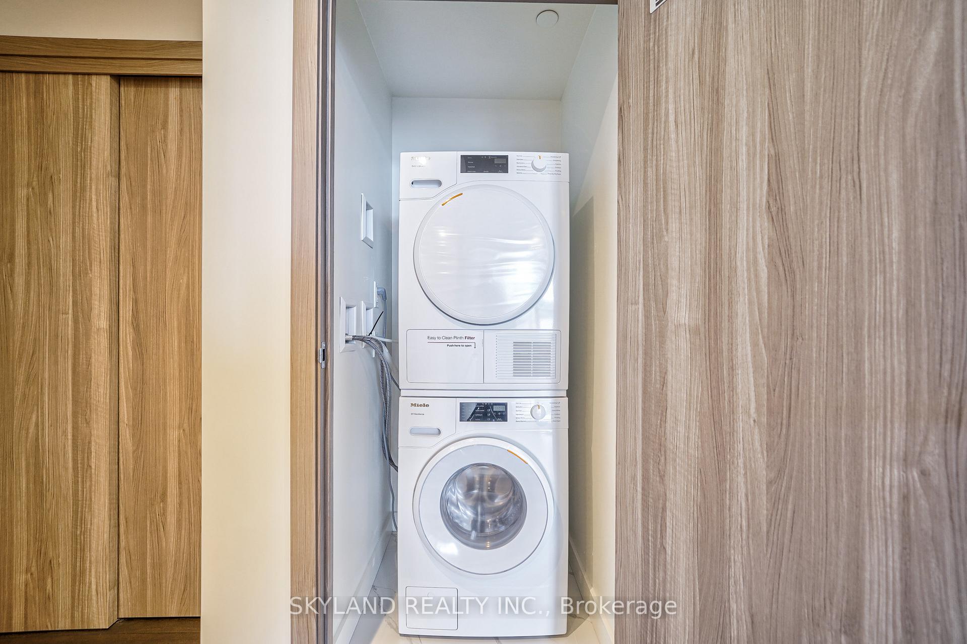 Photo 16 of Unit 608, 27 Mcmahon Street, North York, Bayview Village — HOMEH