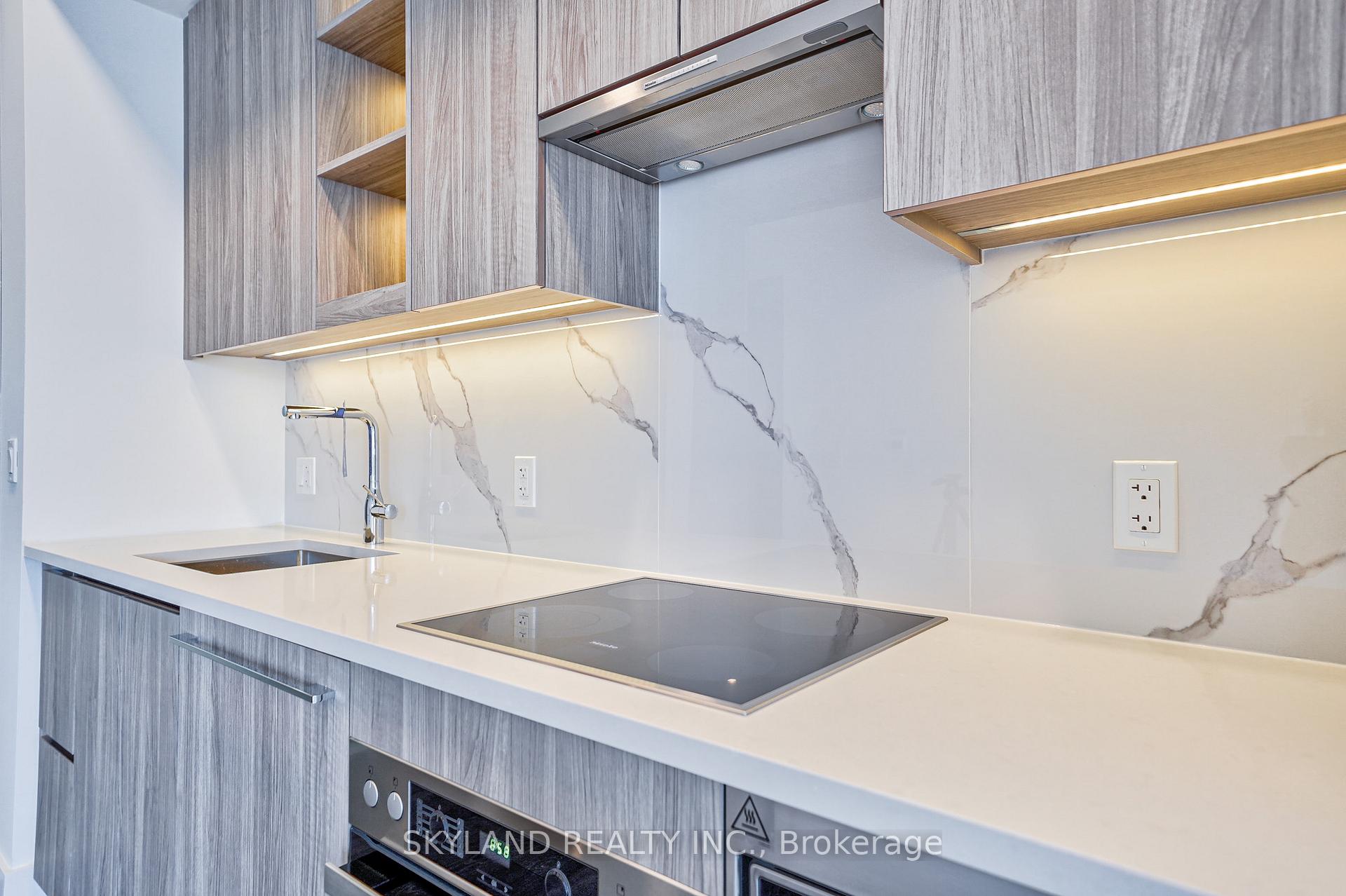 Photo 24 of Unit 608, 27 Mcmahon Street, North York, Bayview Village — HOMEH