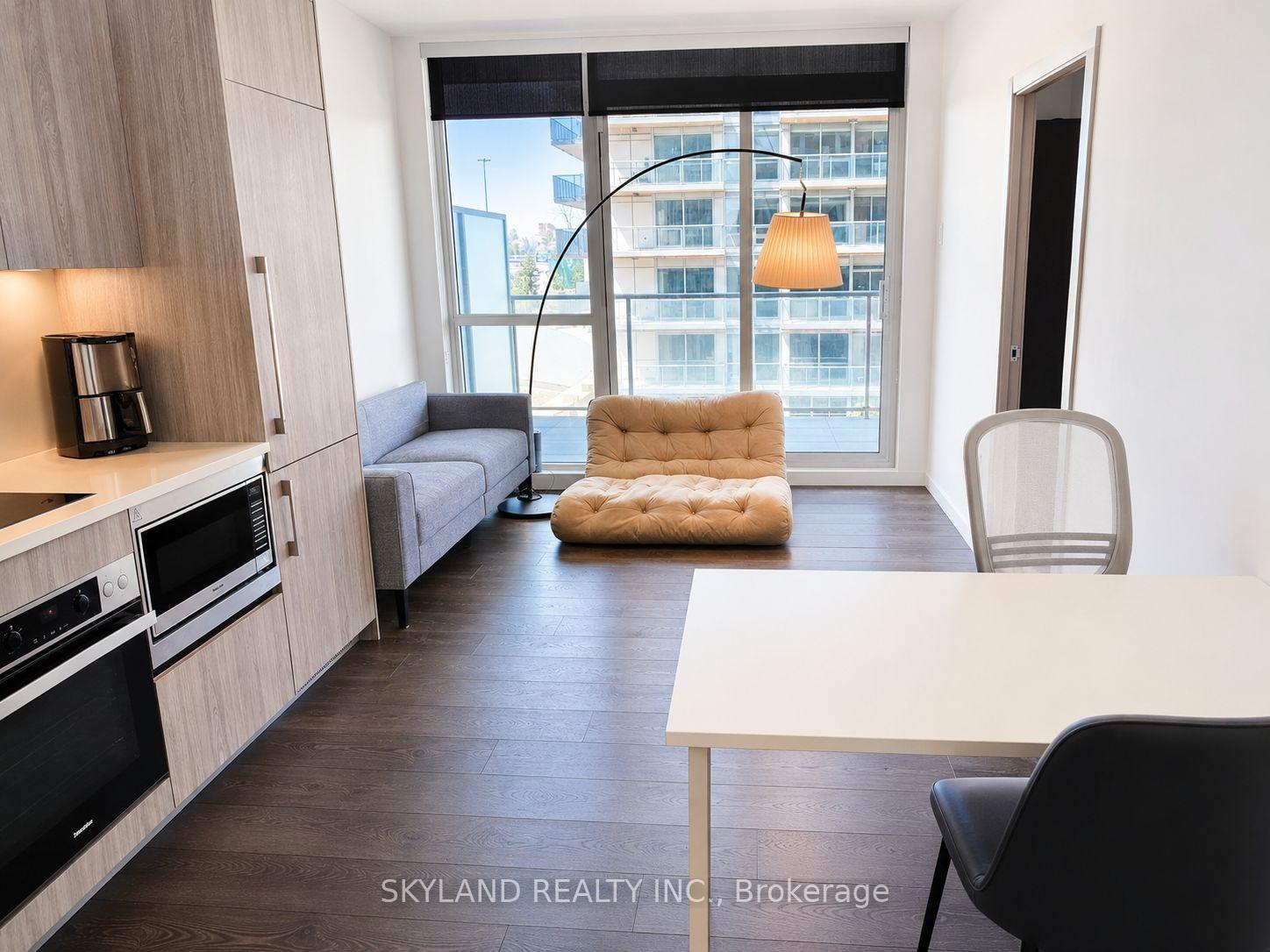 Photo 27 of Unit 608, 27 Mcmahon Street, North York, Bayview Village — HOMEH