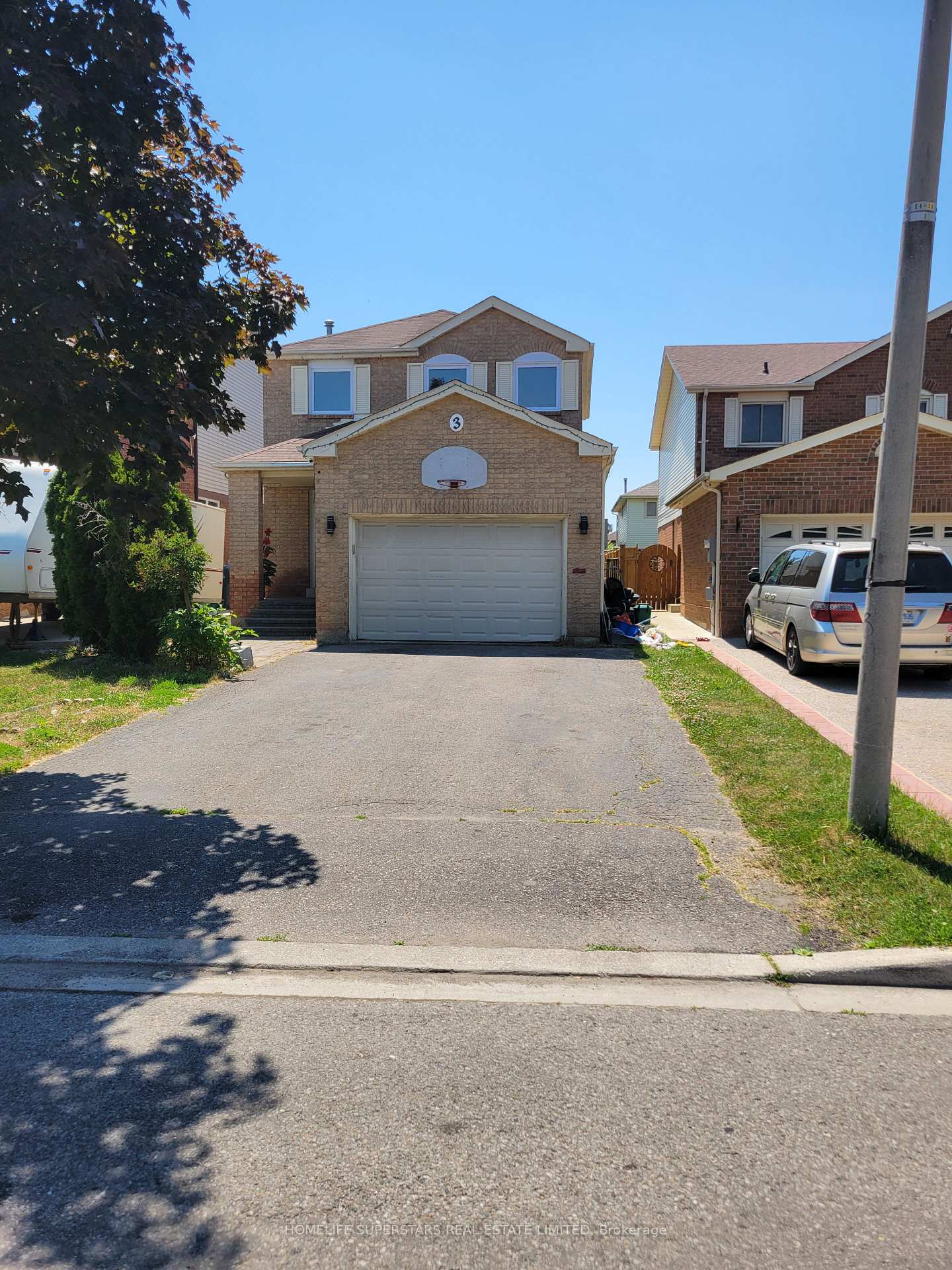 Photo 3 of 3 Scotia Drive, Brampton, Fletcher's West — HOMEH