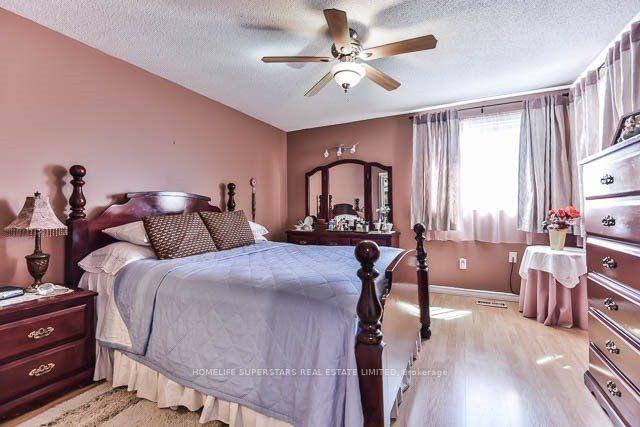 Photo 14 of 3 Scotia Drive, Brampton, Fletcher's West — HOMEH