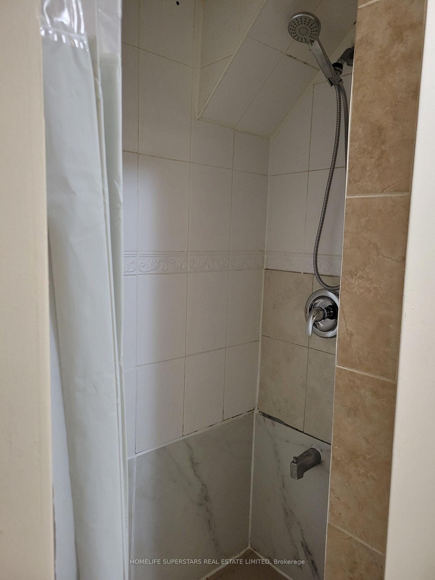 Photo 27 of 3 Scotia Drive, Brampton, Fletcher's West — HOMEH