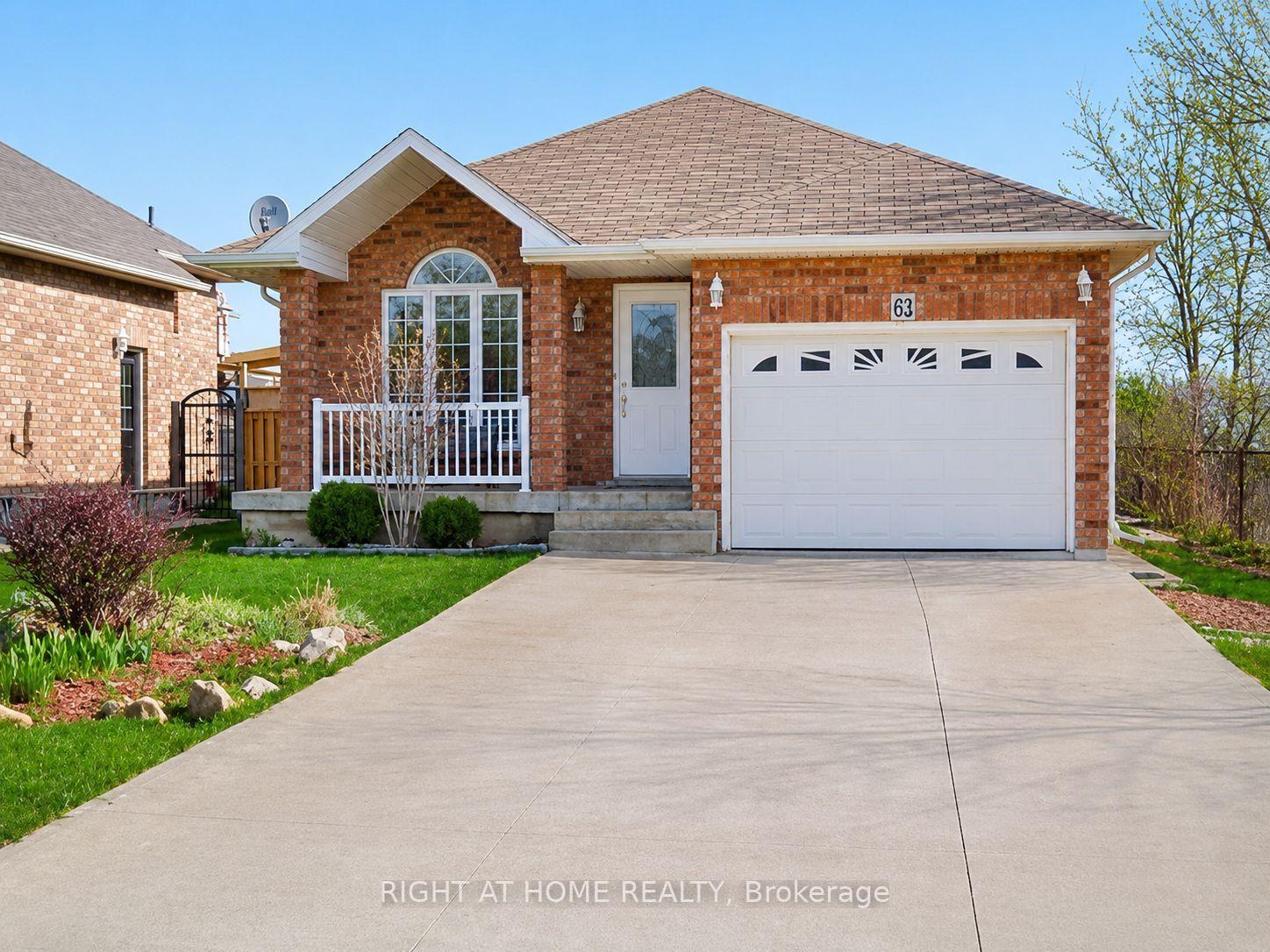 Photo 2 of Unit Lower, 62 Highland Road W, Hamilton, Stoney Creek Mountain — HOMEH