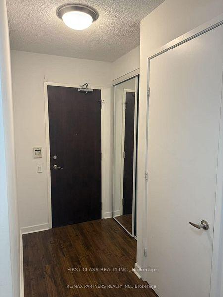 Photo 4 of Unit 1514, 85 Bloor Street E, Toronto, Church-Yonge Corridor — HOMEH