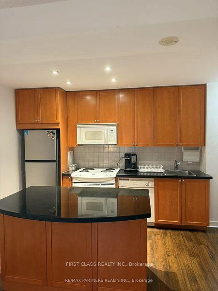 Photo 8 of Unit 1514, 85 Bloor Street E, Toronto, Church-Yonge Corridor — HOMEH