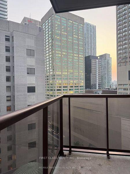 Photo 16 of Unit 1514, 85 Bloor Street E, Toronto, Church-Yonge Corridor — HOMEH