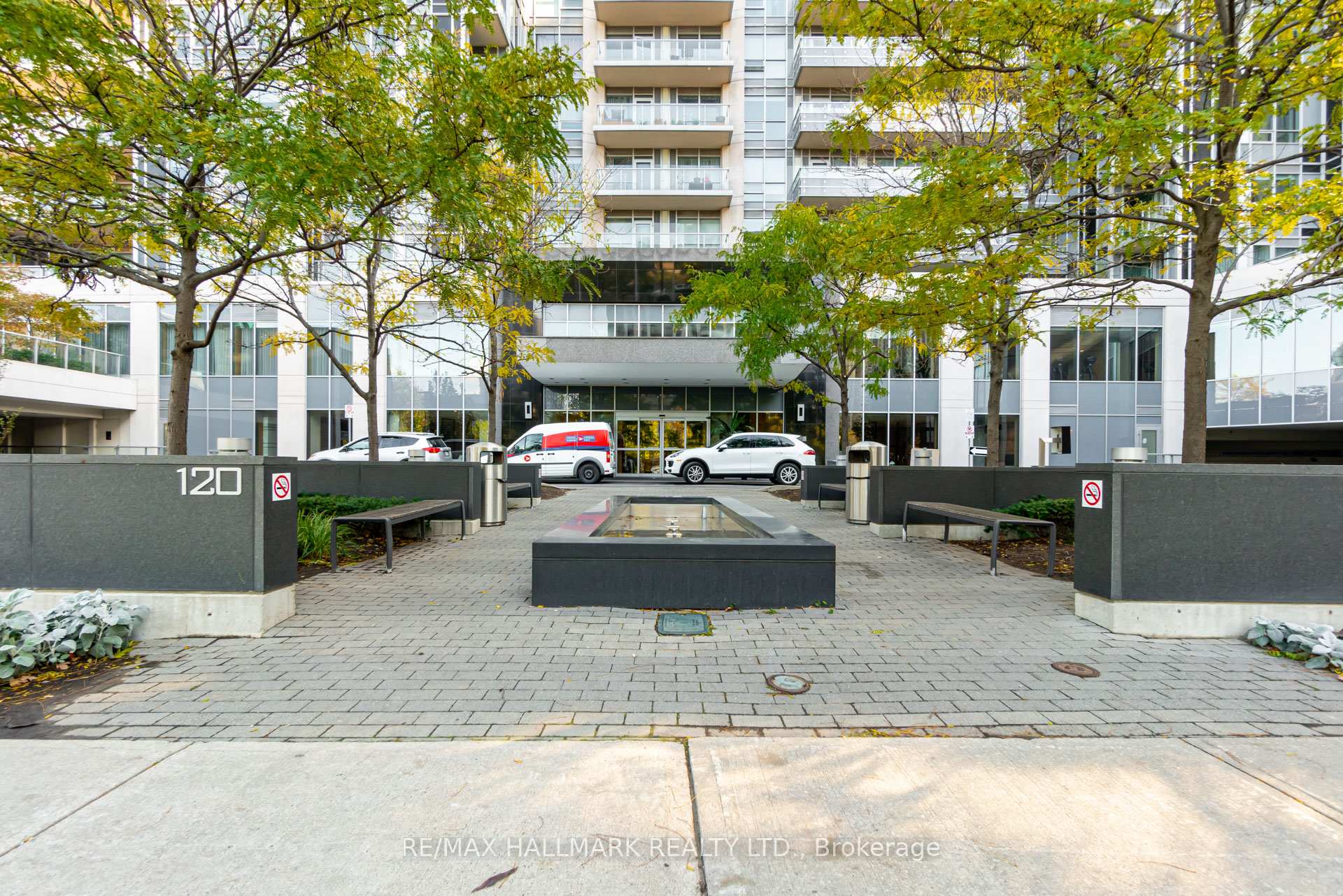 Photo 3 of Unit 807, 120 Harrison Garden Boulevard, North York, Willowdale East — HOMEH