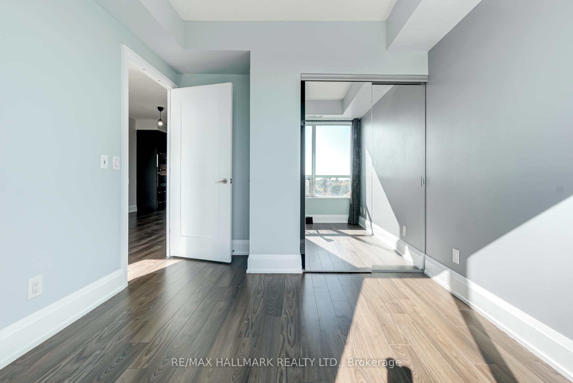 Photo 17 of Unit 807, 120 Harrison Garden Boulevard, North York, Willowdale East — HOMEH