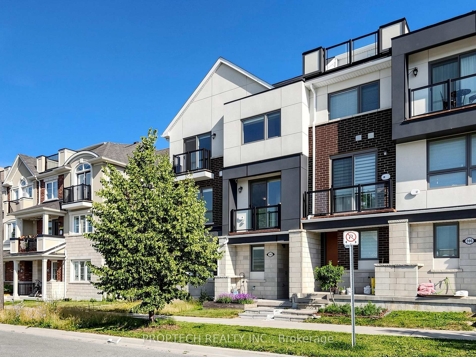 Photo 2 of 392 Arthur Bonner Avenue, Markham, Cornell — HOMEH