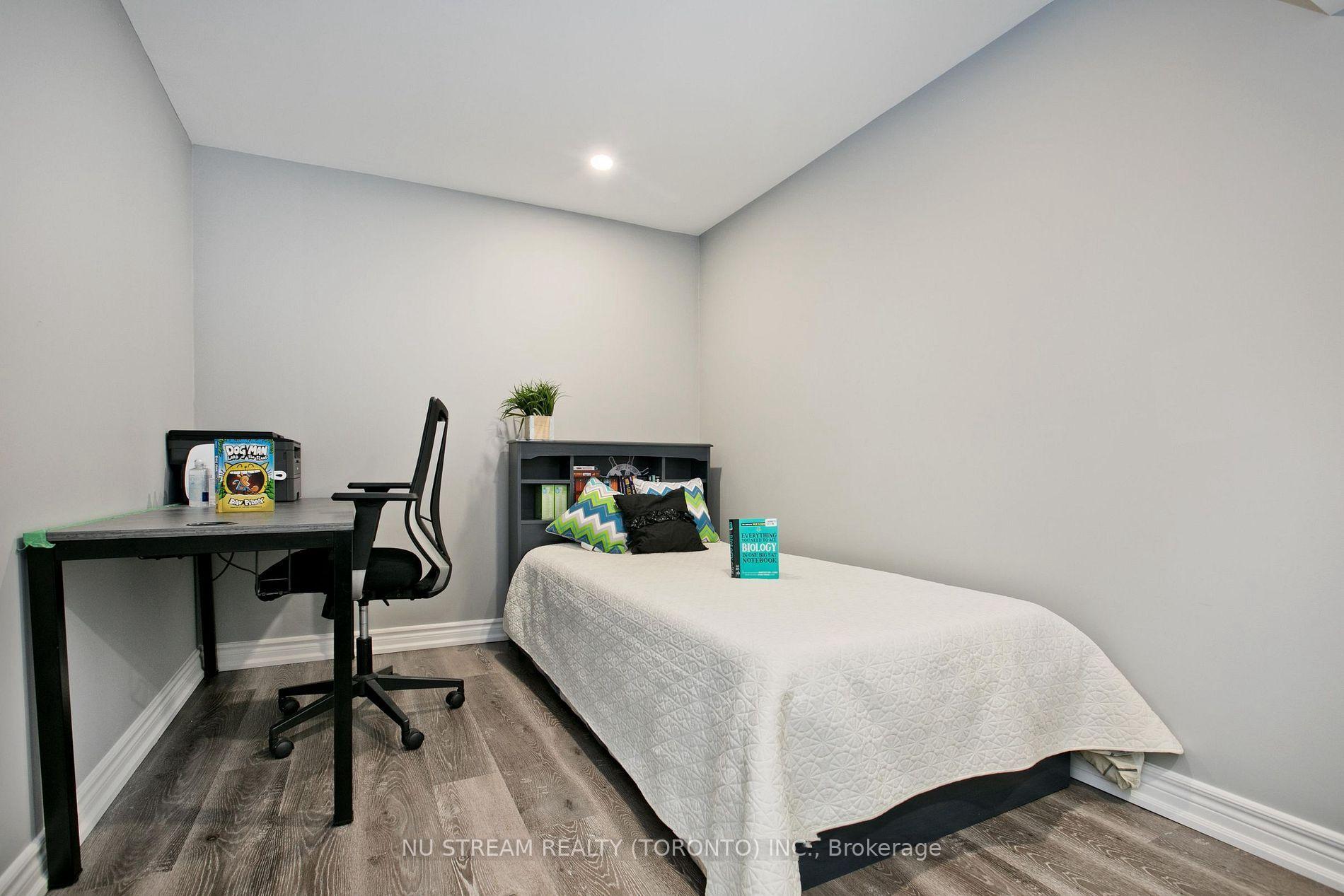 Photo 3 of Unit Bsmt, 261 Doubtfire Crescent, Markham, Middlefield — HOMEH