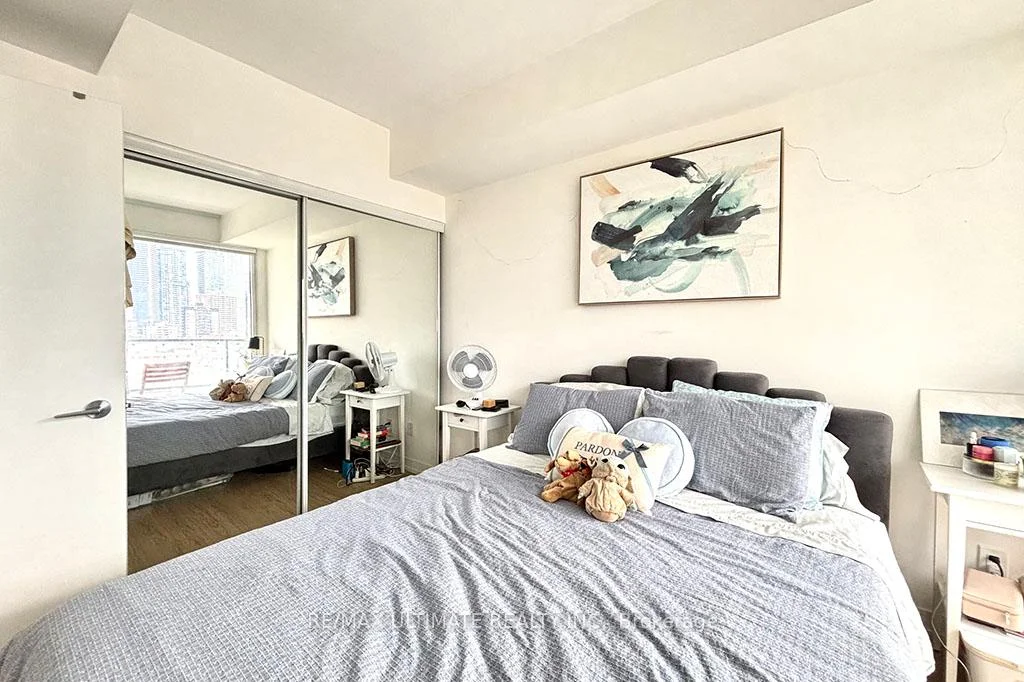 Photo 19 of Unit 1508, 85 Wood Street, Toronto, Church-Yonge Corridor — HOMEH