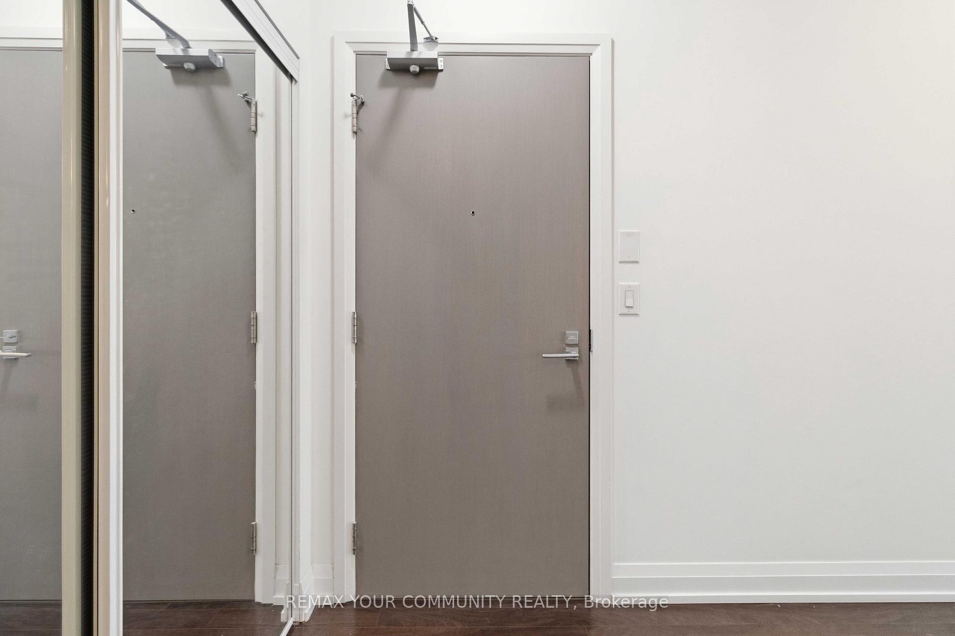 Photo 5 of Unit 418, 7167 Yonge Street, Markham, Grandview — HOMEH