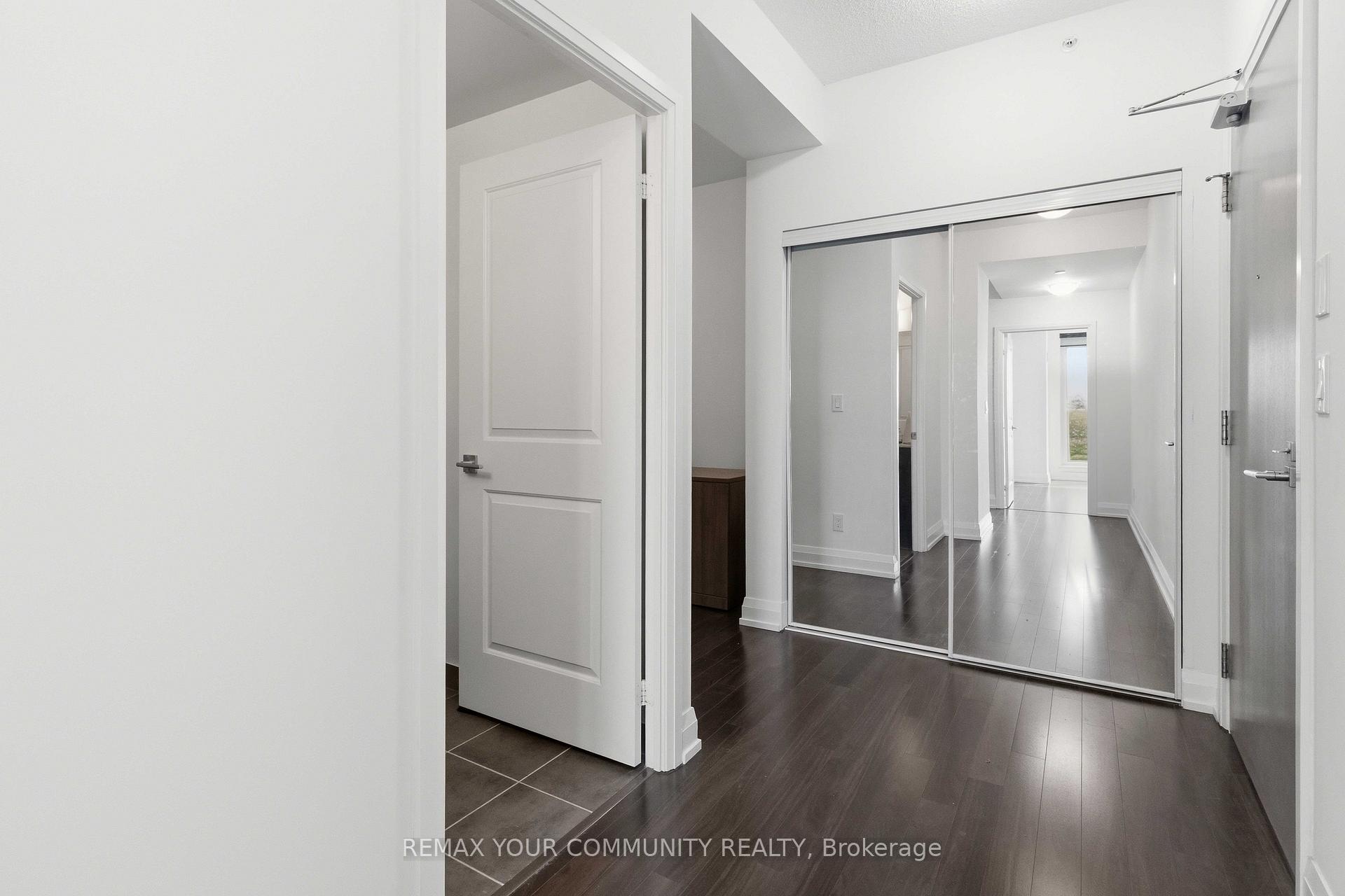 Photo 6 of Unit 418, 7167 Yonge Street, Markham, Grandview — HOMEH