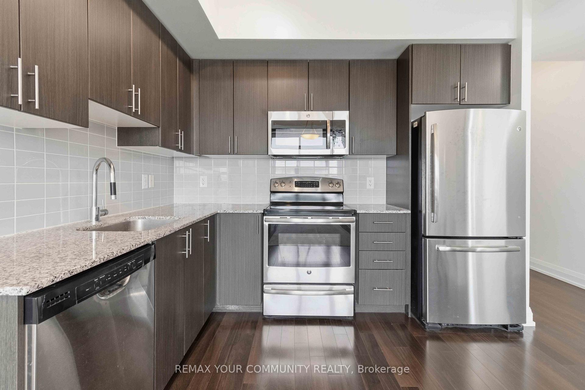 Photo 9 of Unit 418, 7167 Yonge Street, Markham, Grandview — HOMEH
