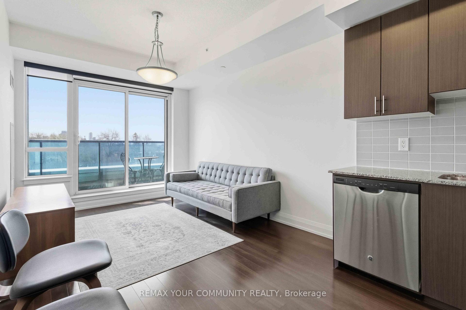 Photo 11 of Unit 418, 7167 Yonge Street, Markham, Grandview — HOMEH