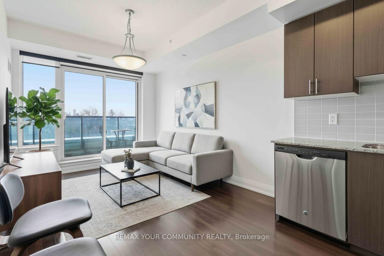 Photo 12 of Unit 418, 7167 Yonge Street, Markham, Grandview — HOMEH